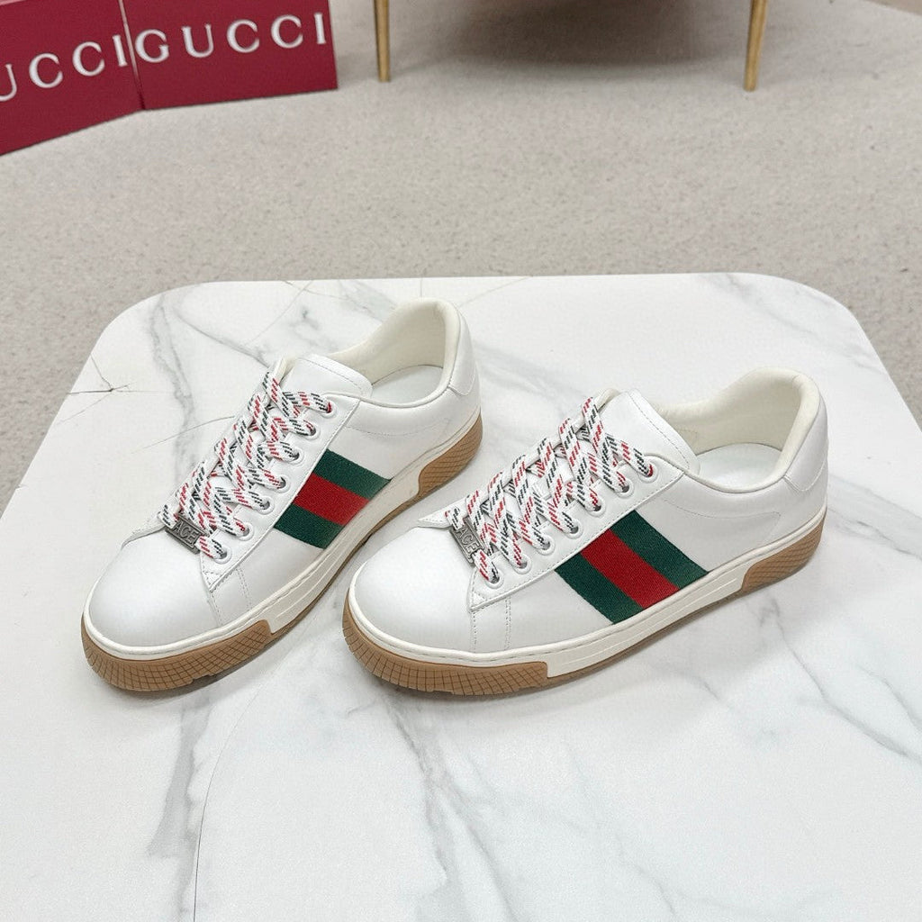 GUCCI 26S LOW TOP SNEAKERS IN WHITE CALFSKIN STYLE 02