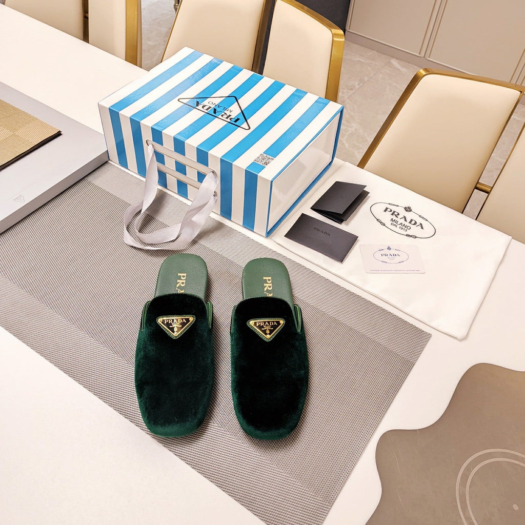 PRADA 26S SQUARE TOE SLIPPERS IN DARK GREEN VELVET