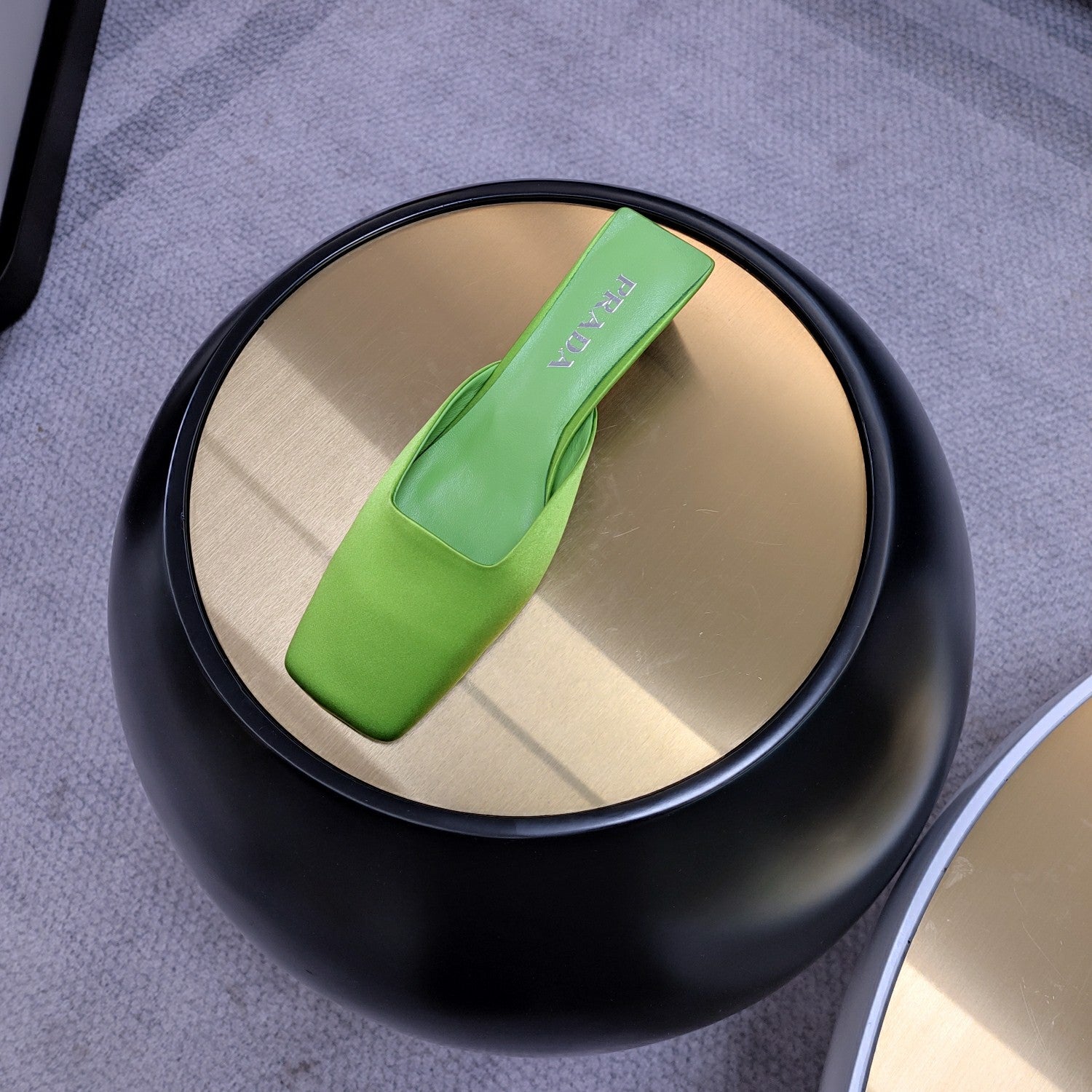 PRADA 26S SQUARE TOE MULES 40MM IN GREEN SATIN