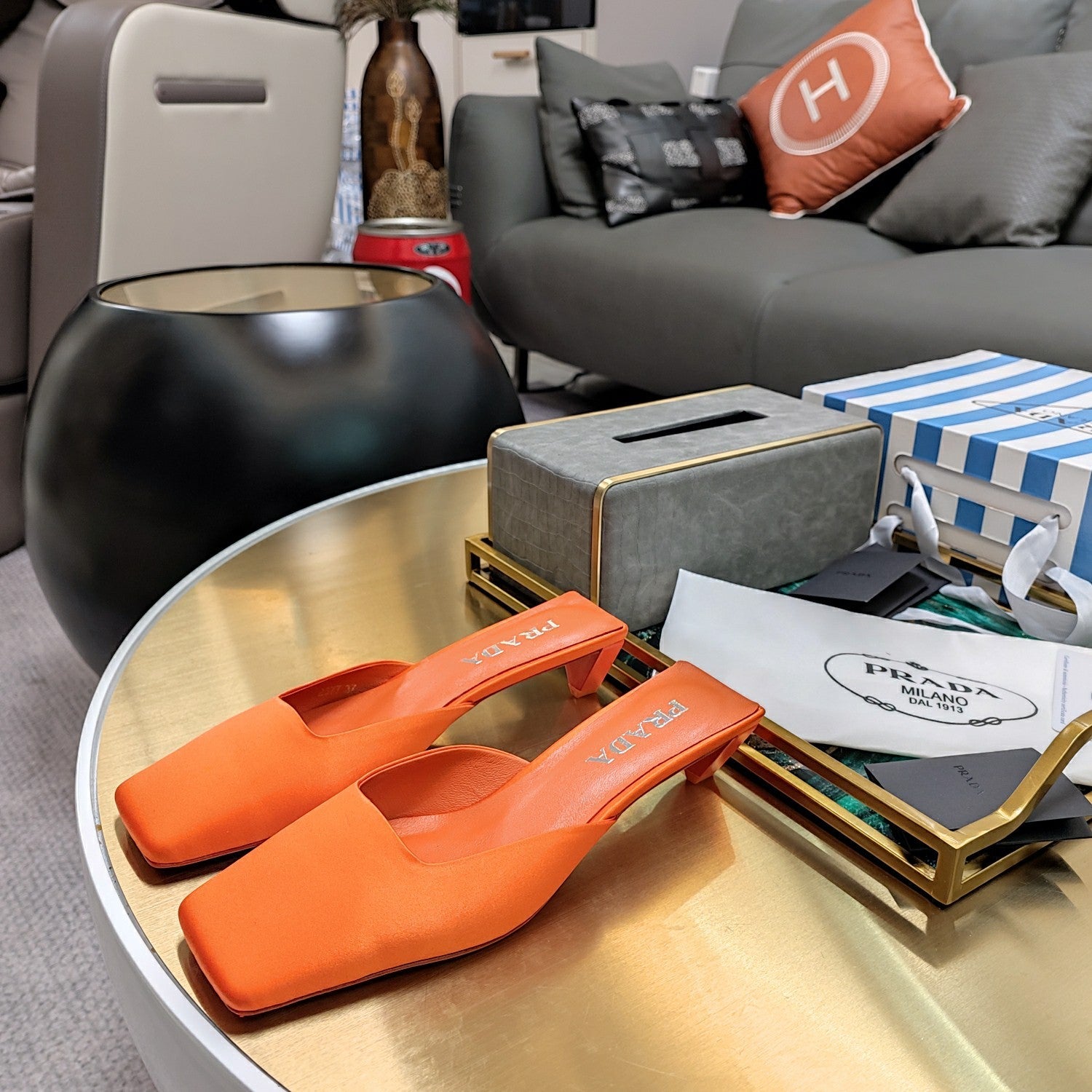 PRADA 26S SQUARE TOE MULES 40MM IN ORANGE SATIN