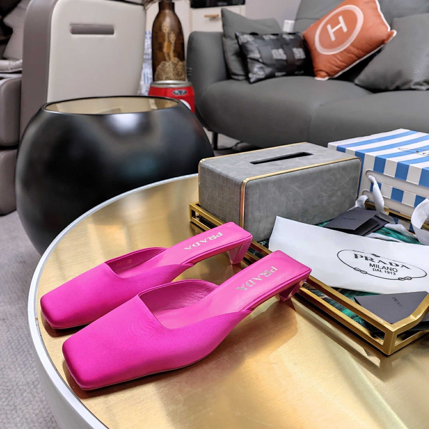 PRADA 26S SQUARE TOE MULES 40MM IN HOT PINK SATIN
