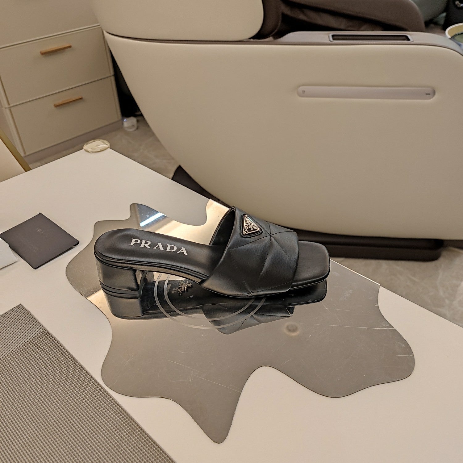 PRADA 26S LOW HEEL OPEN TOE MULES 45MM IN BLACK QUILTED CALFSKIN WITH LOGO