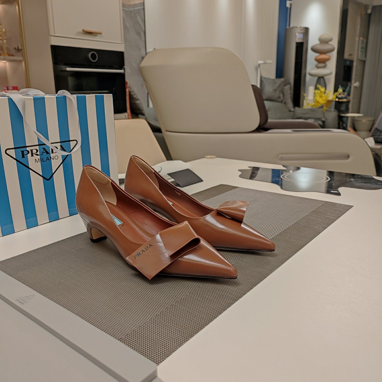 PRADA 26S POINTED TOE PUMPS 45MM IN CARAMEL BROWN CALFSKIN