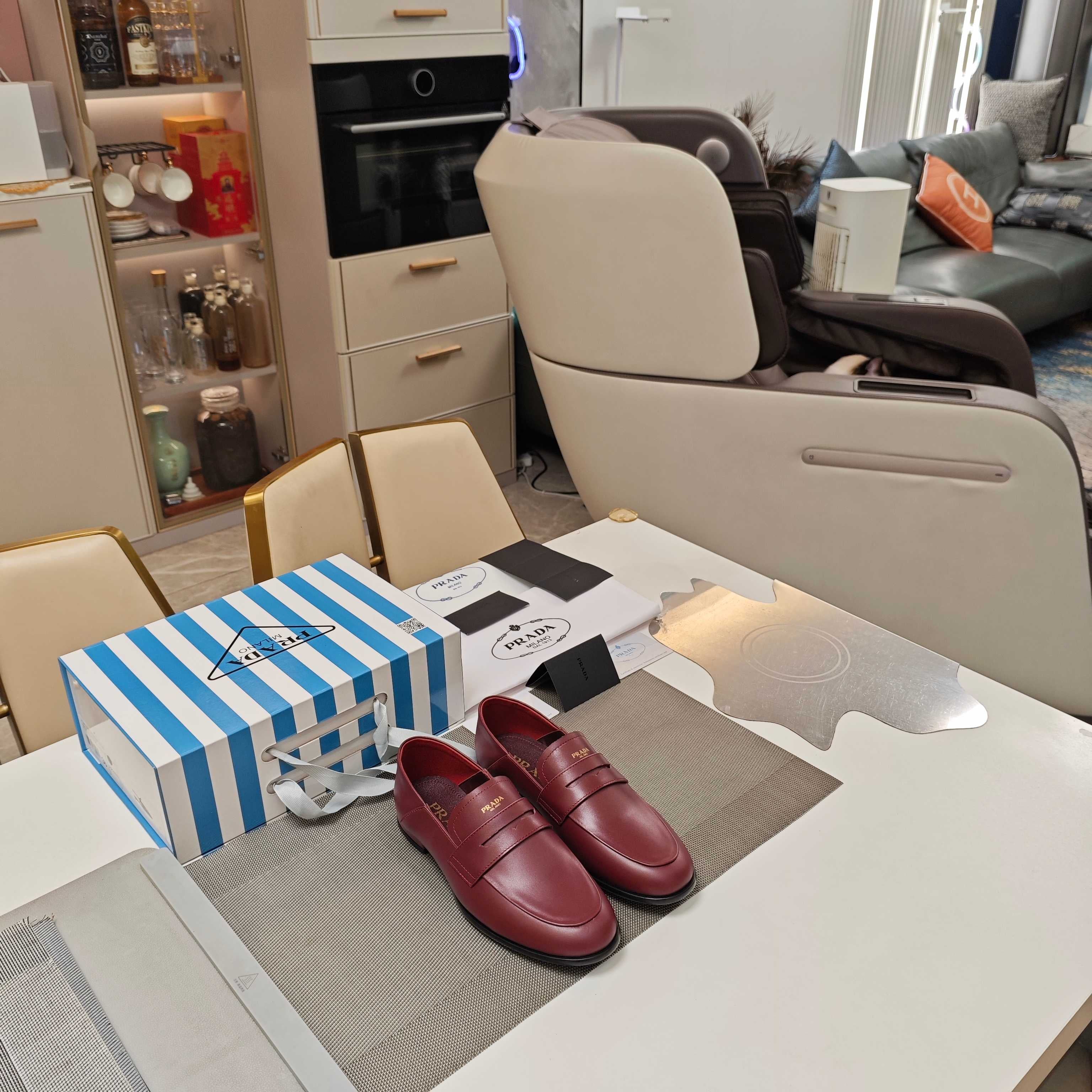 PRADA 26S LOAFERS 20MM IN BURGUNDY RED CALFSKIN