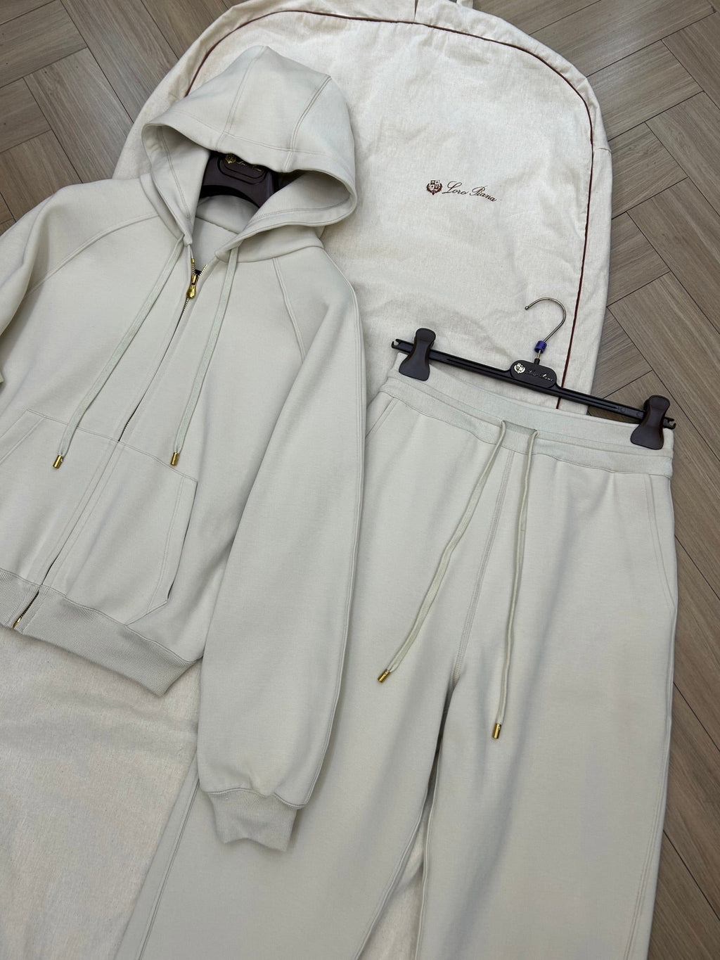 LP 26S SPORTSWEAR SET 593