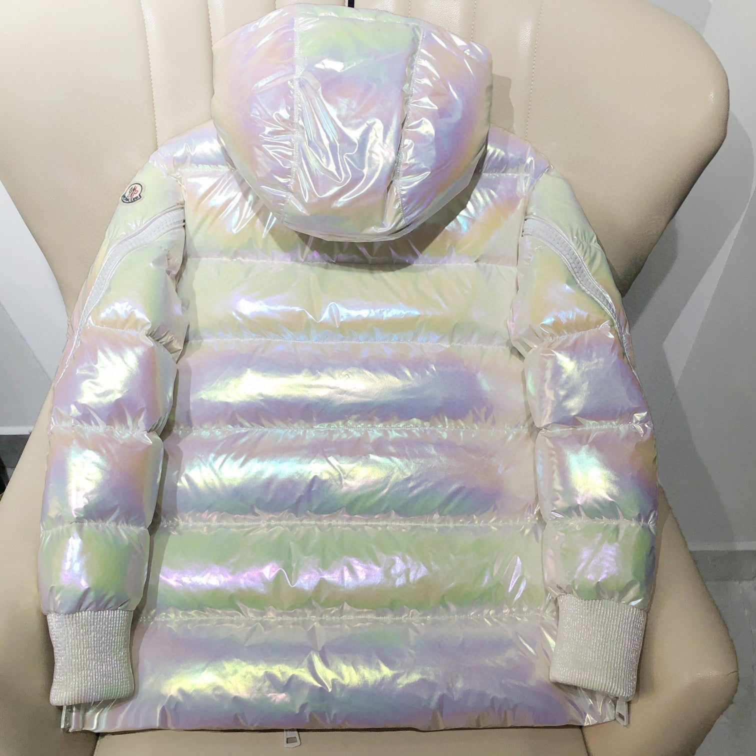 MONCLER JACKET STYLE 319