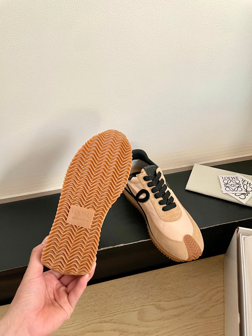 LOEWE 26S FLOW RUNNER SNEAKER IN LIGHT BROWN SUEDE AND BLACK SHEEPSKIN