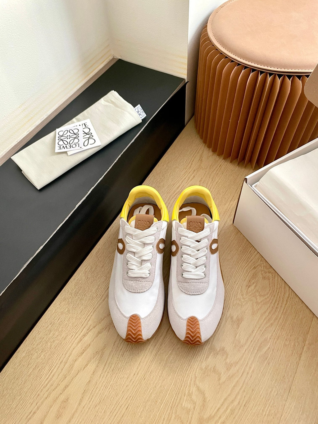 LOEWE 26S FLOW RUNNER SNEAKER IN LIGHT GRAY SUEDE AND YELLOW SHEEPSKIN