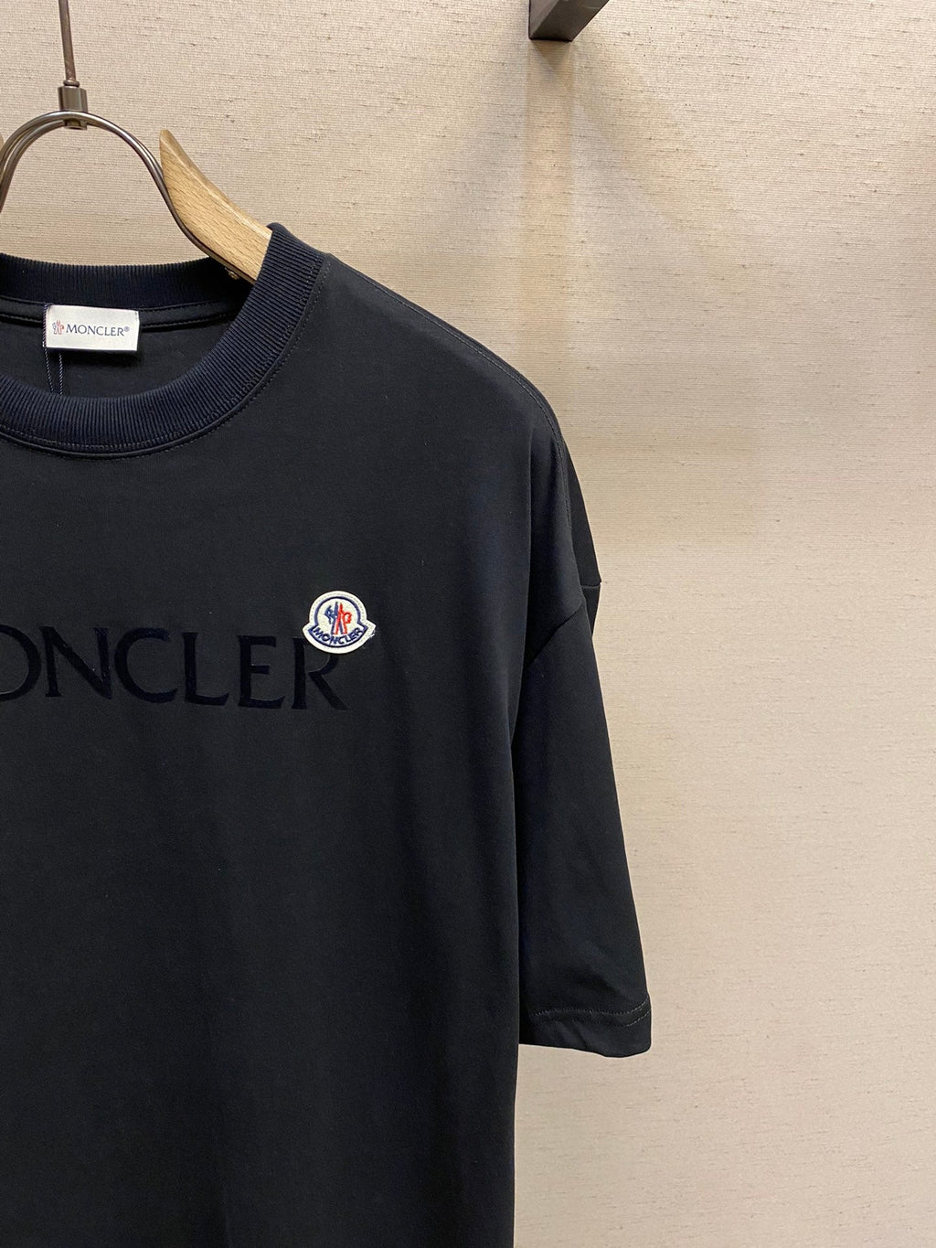 MONCLER 26S T-SHIRT 523