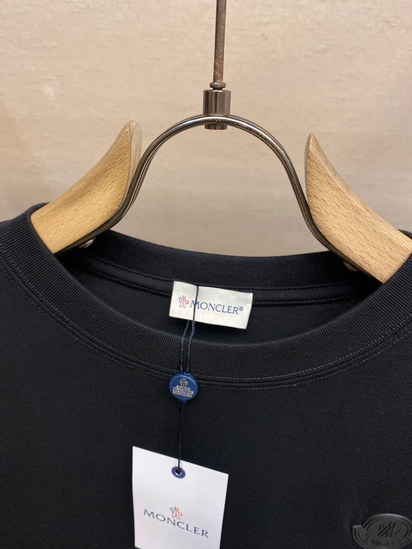 MONCLER 26S T-SHIRT 520