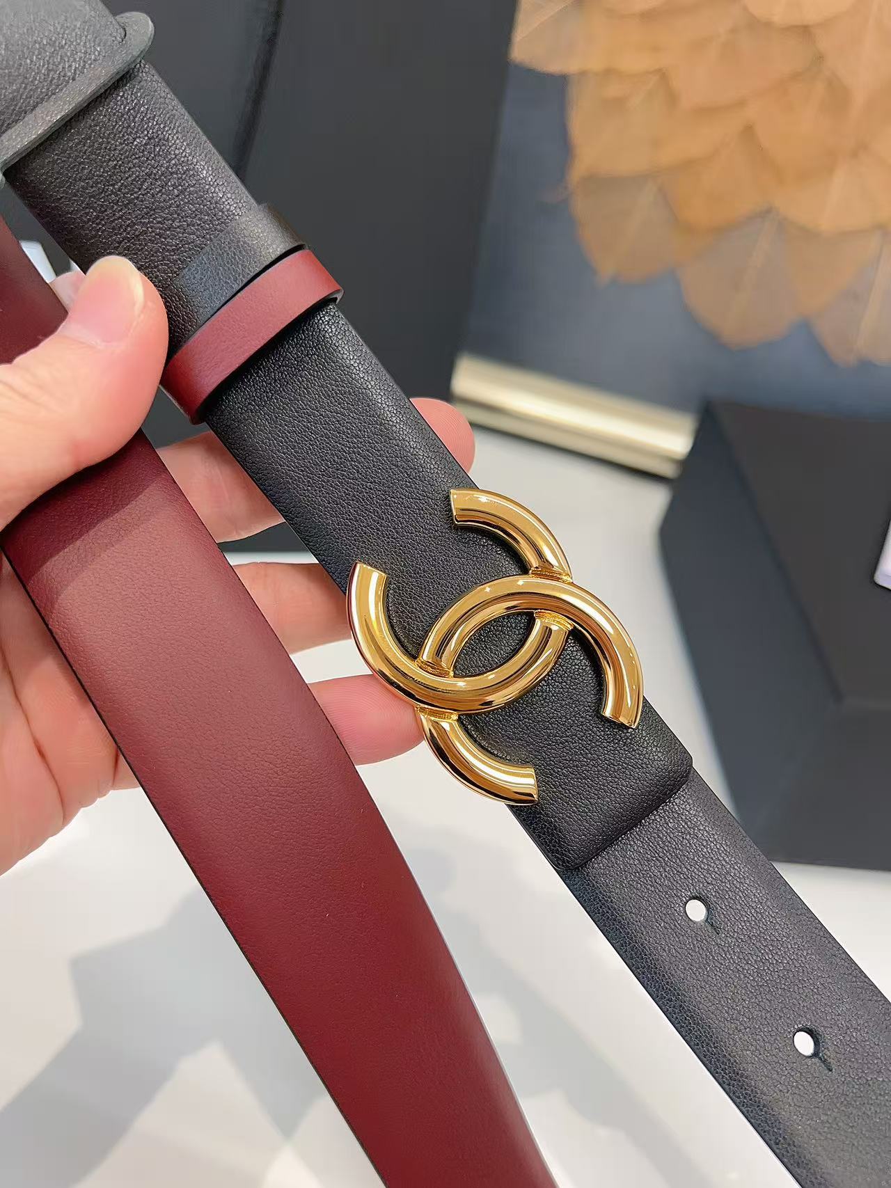 CC 26S BELT 30 MM IN BLACK CALFSKIN GOLD TONE METAL 658697