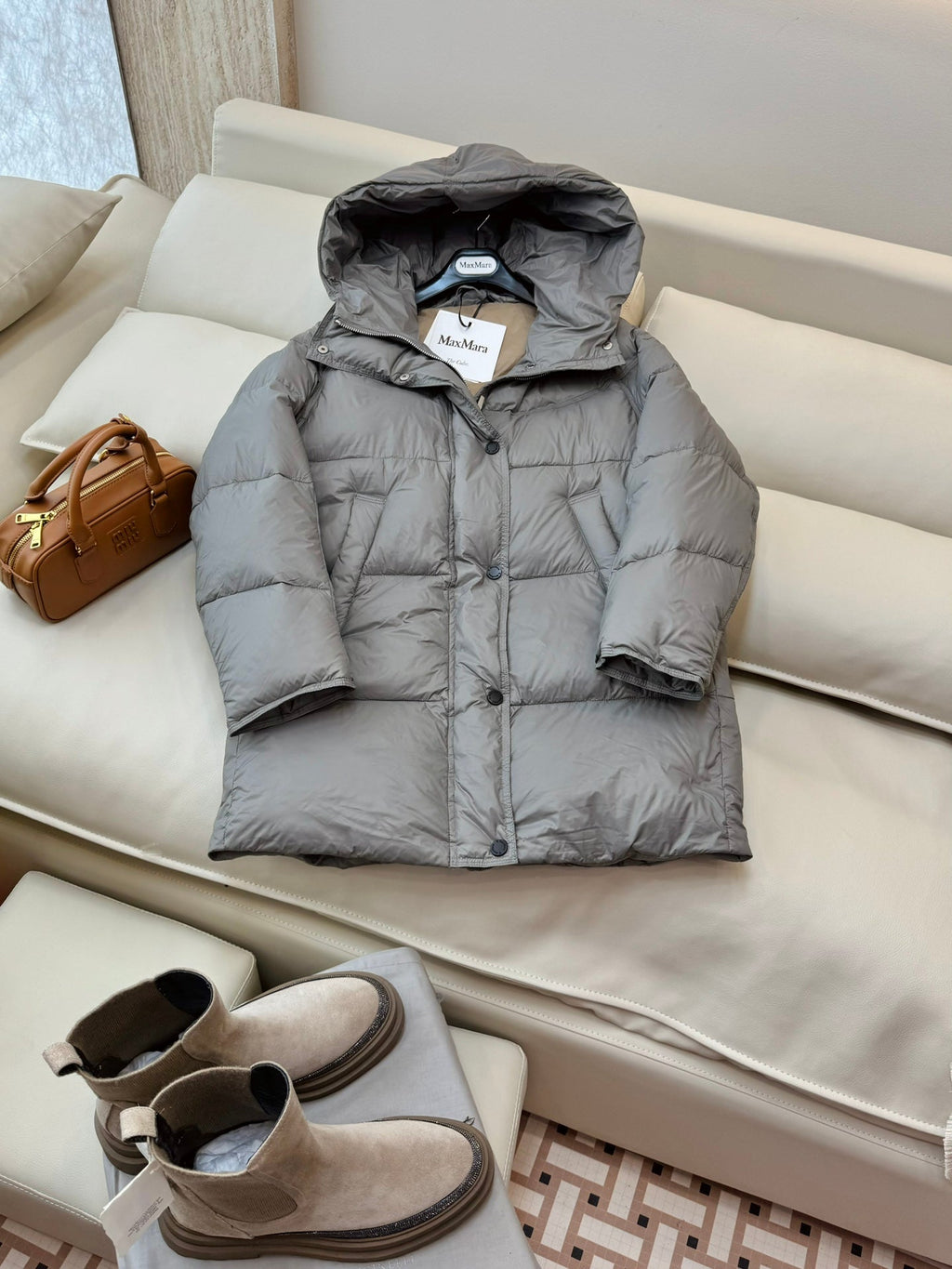 MAX MARA 25S MID-LENGTH DOWN JACKET 087