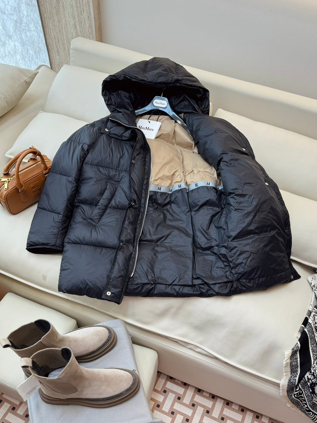 MAX MARA 25S MID-LENGTH DOWN JACKET 086