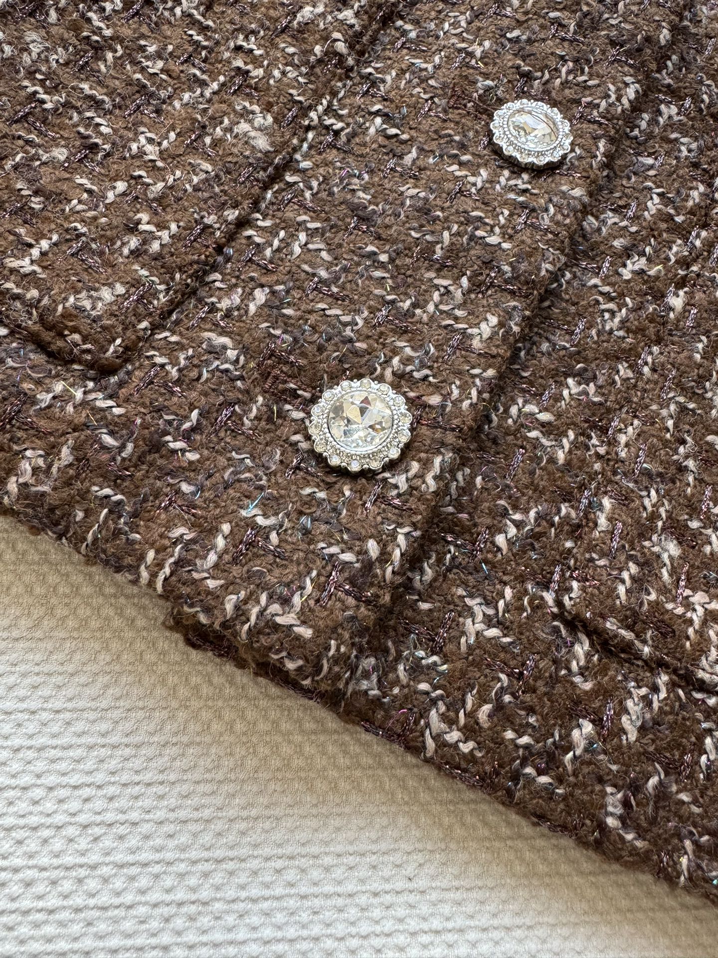 CHANEL 26S SLEEVELESS BLAZER 712