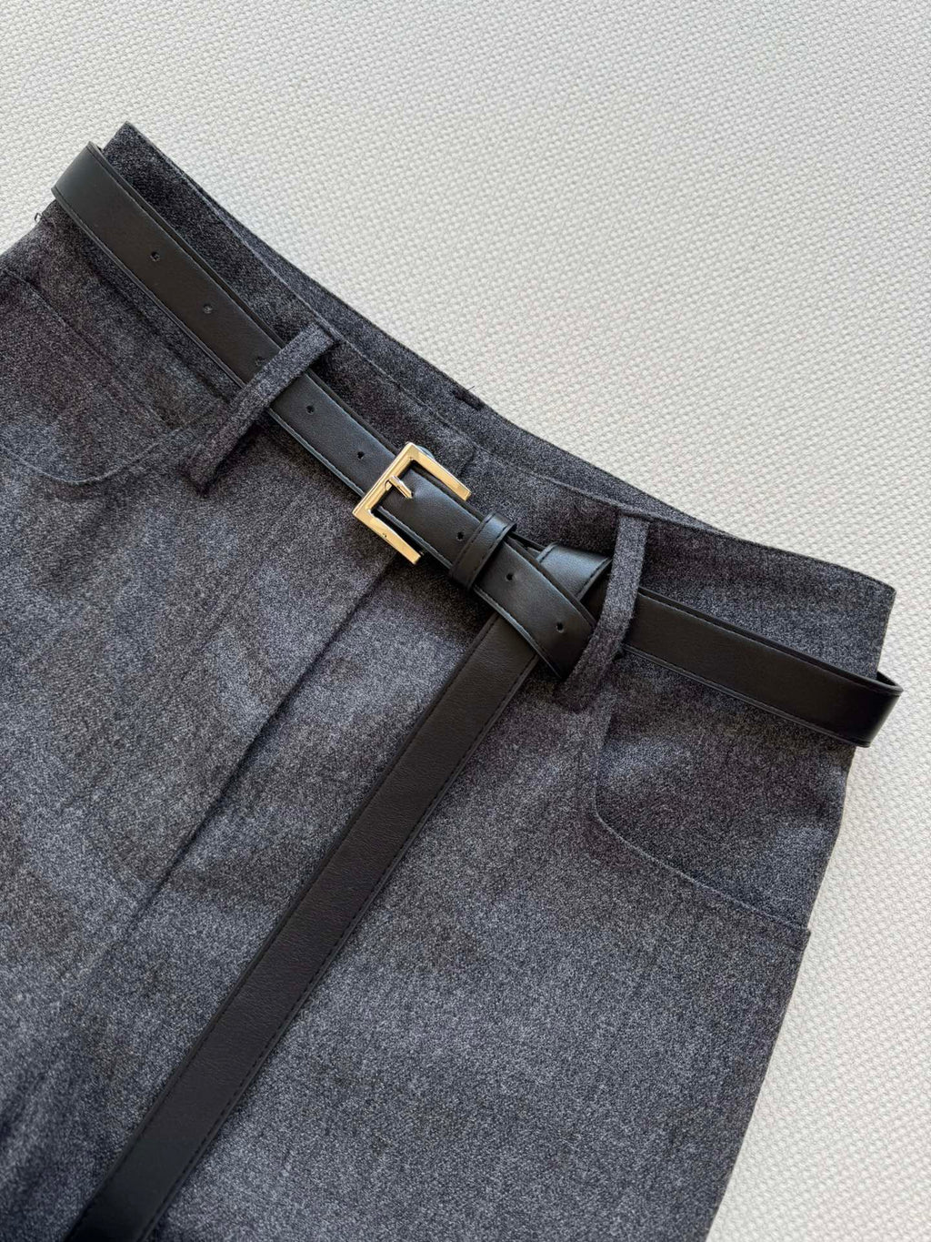 PRADA 26S SUIT 650