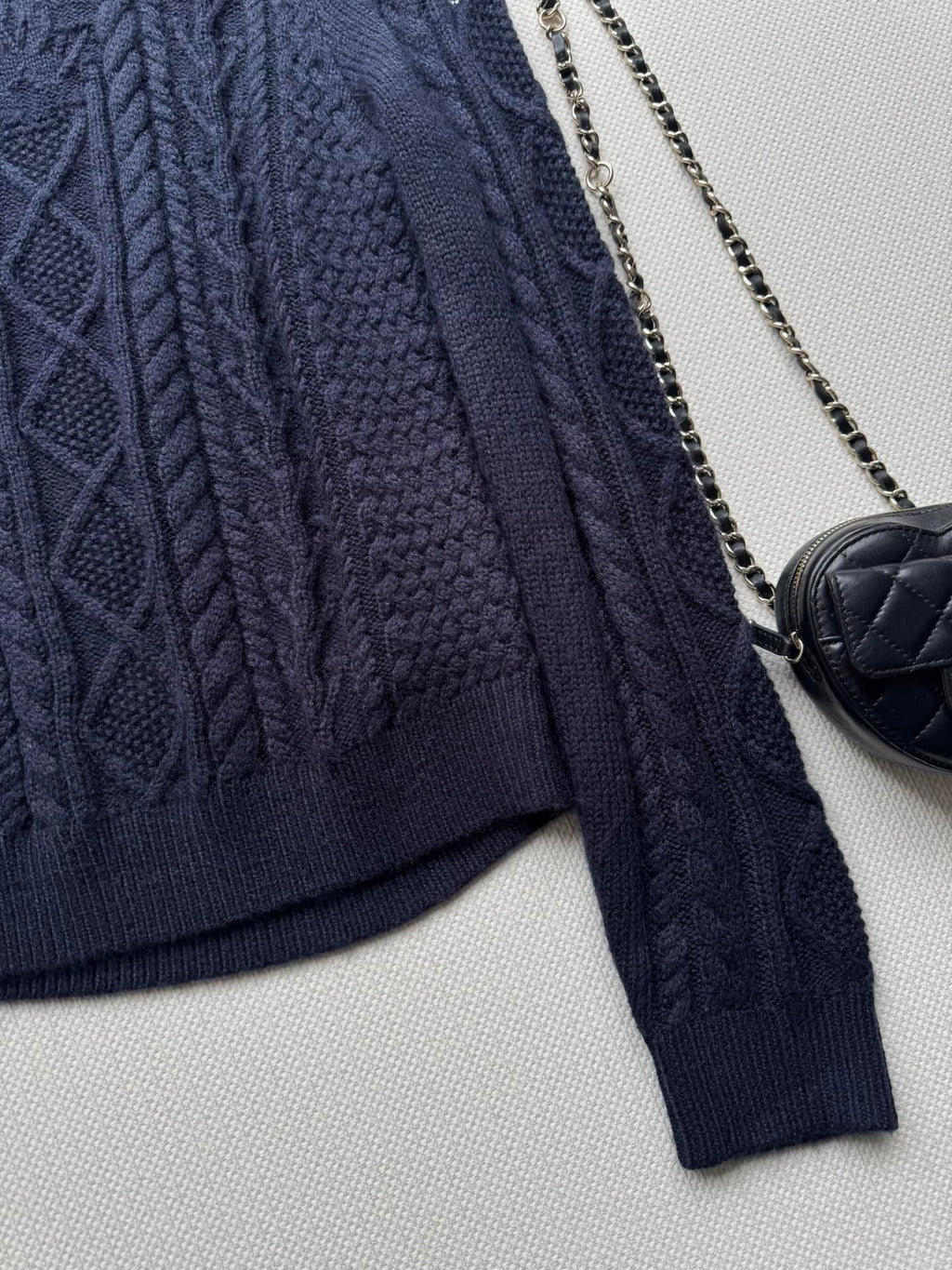 CHANEL 26S SWEATER 693