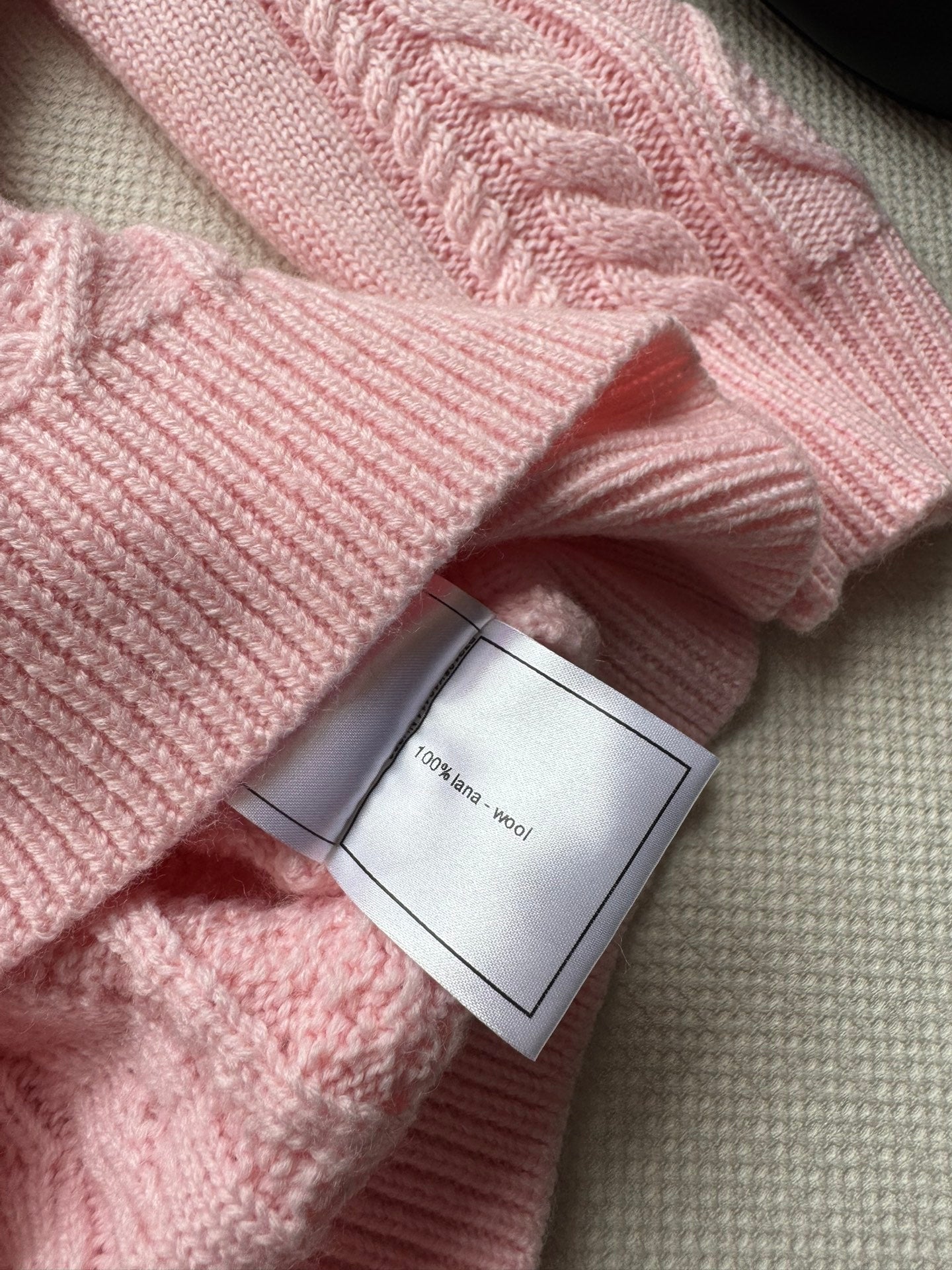 CHANEL 26S SWEATER 694