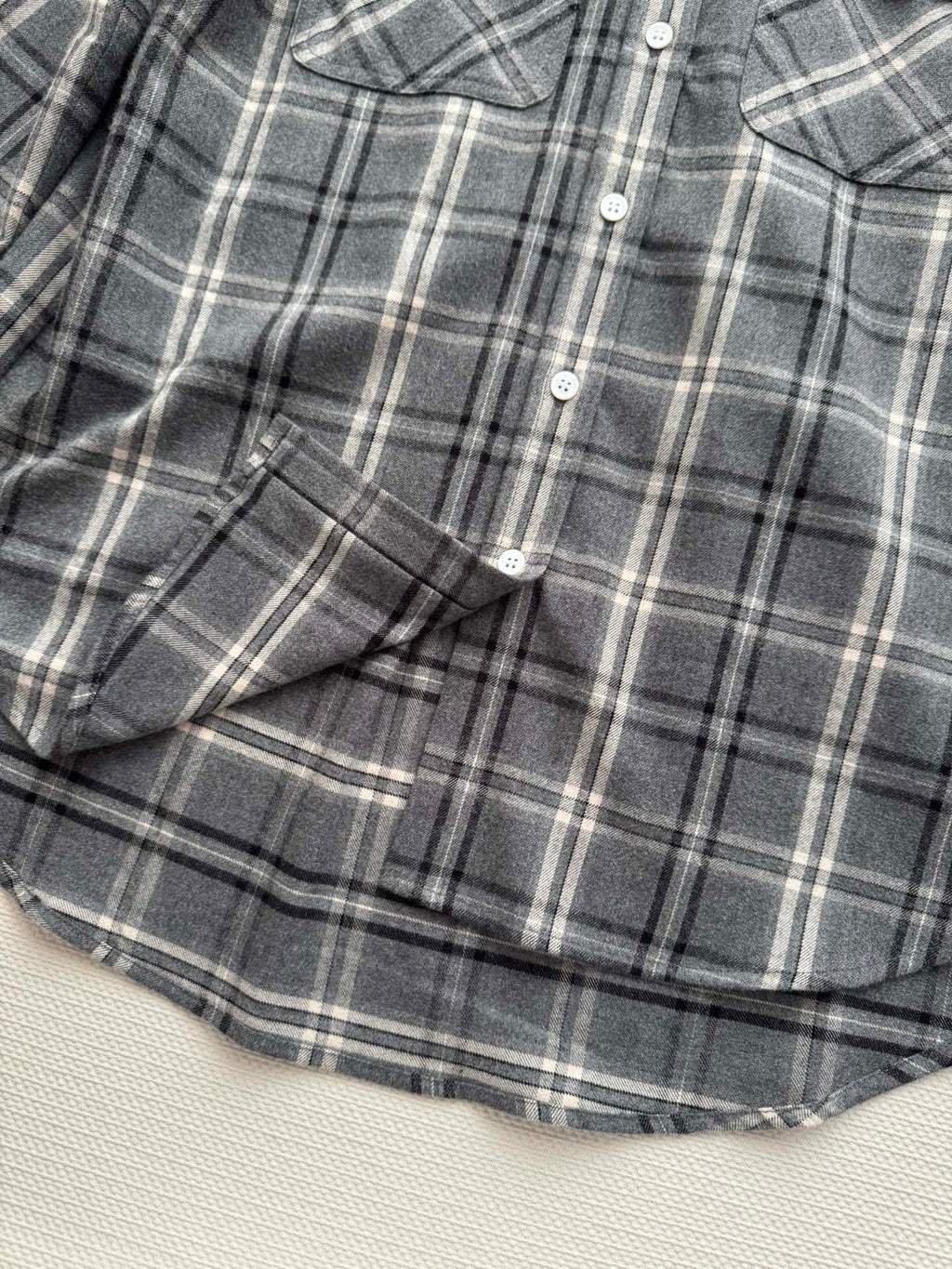 MIUMIU PLAID SHIRT STYLE 730