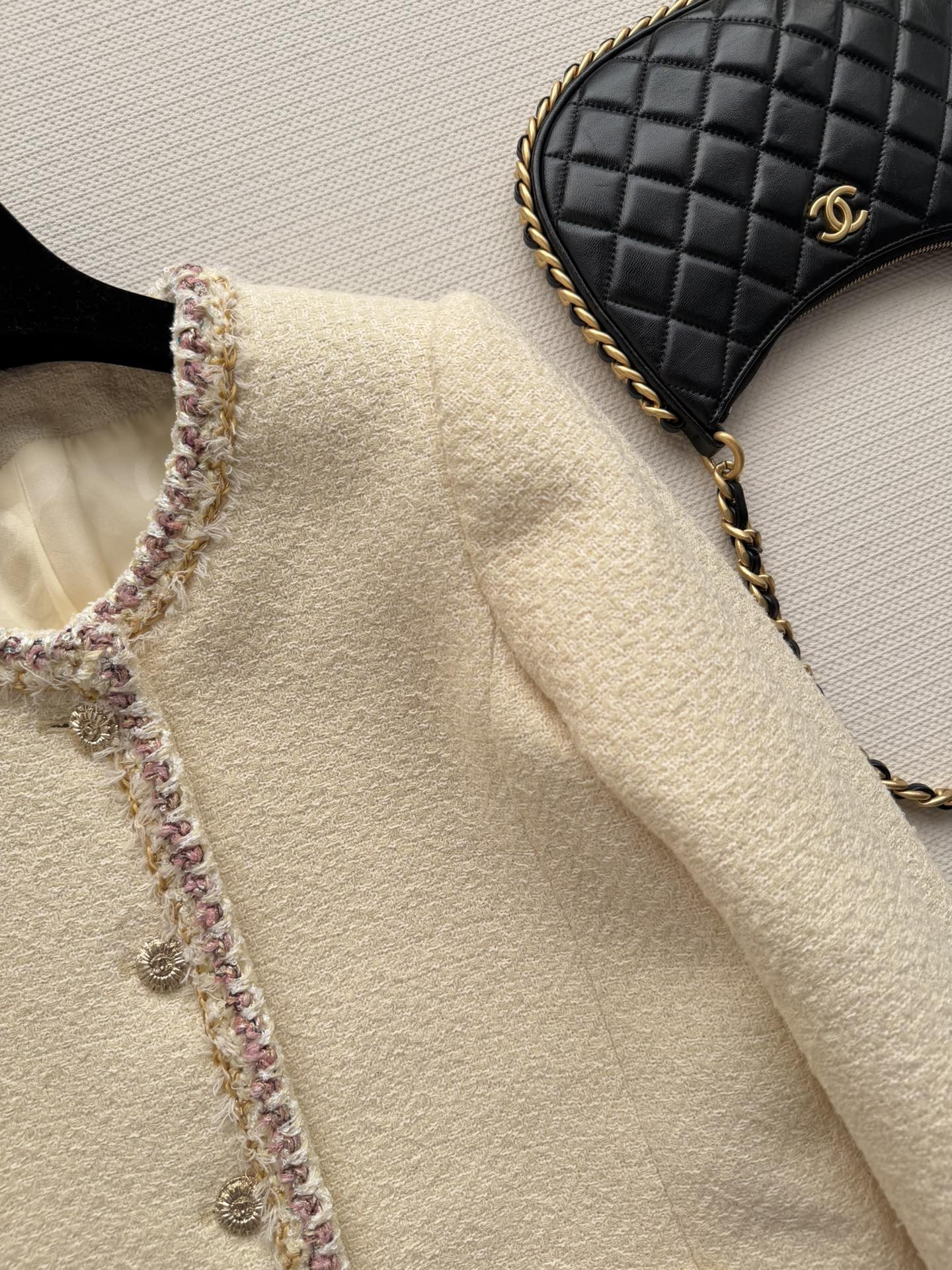 CHANEL 26S TWEED JACKET 716