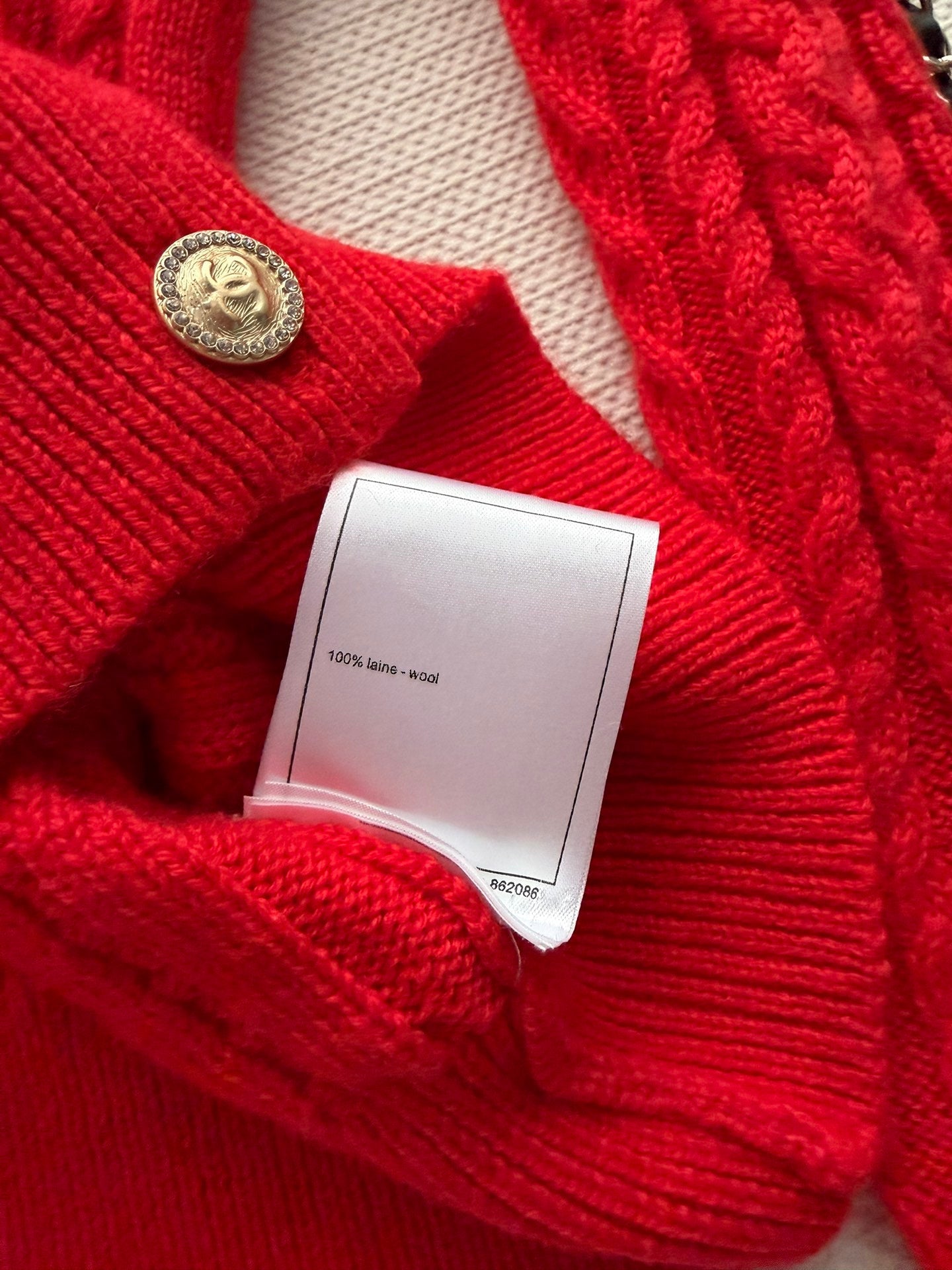 CHANEL 26S KNITTED CARDIGAN 720