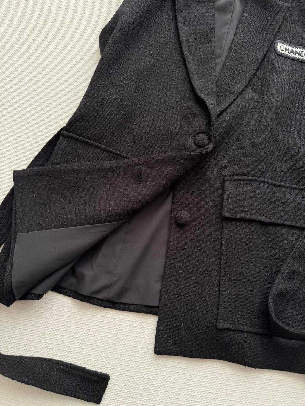 CHANEL 26S SLEEVELESS BLAZER 708