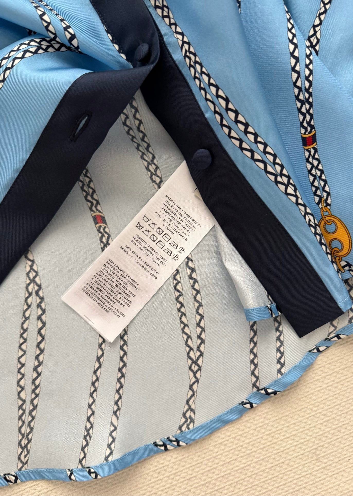 GUCCI 26S SILK SHIRT 258