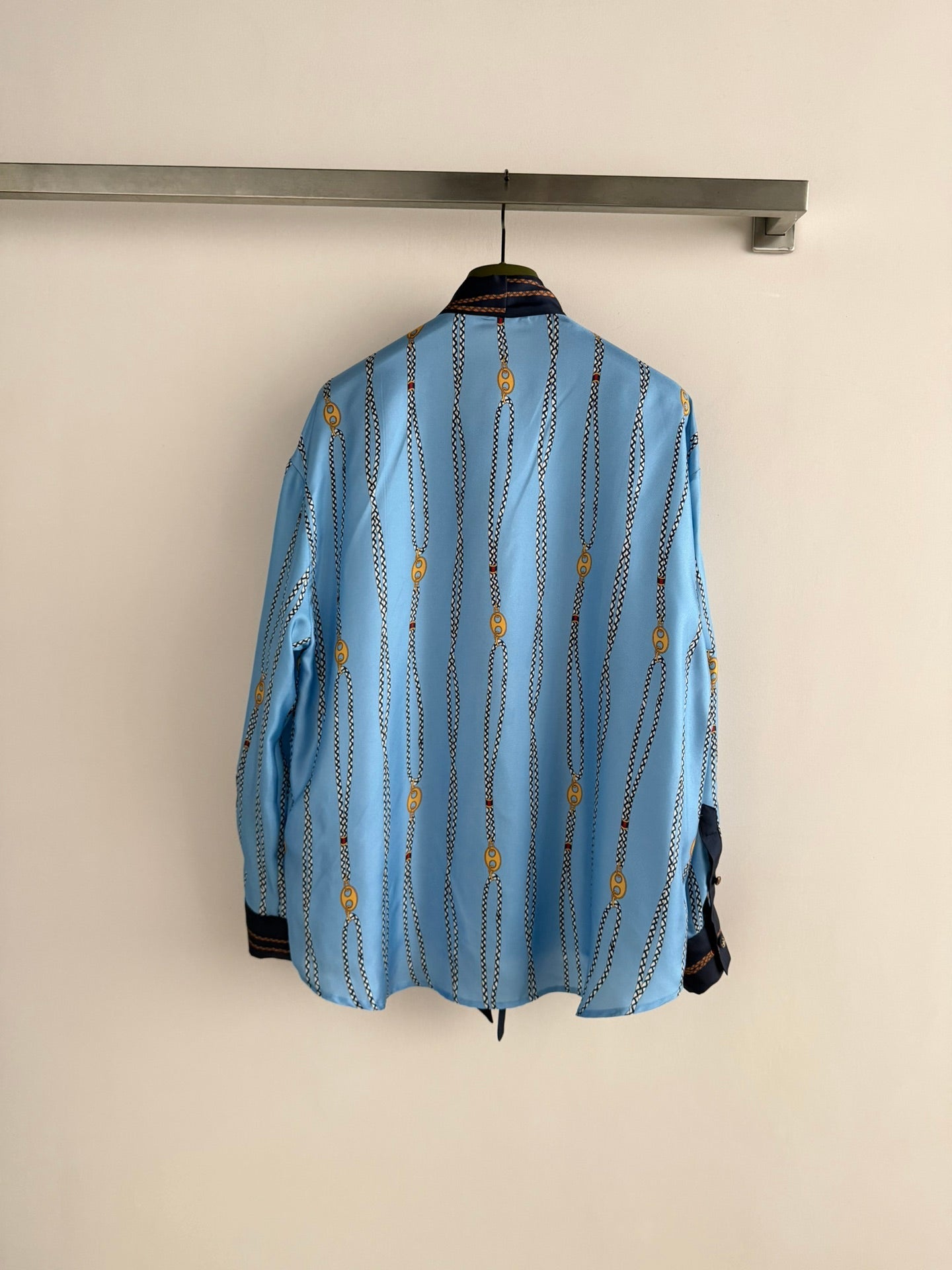 GUCCI 26S SILK SHIRT 258