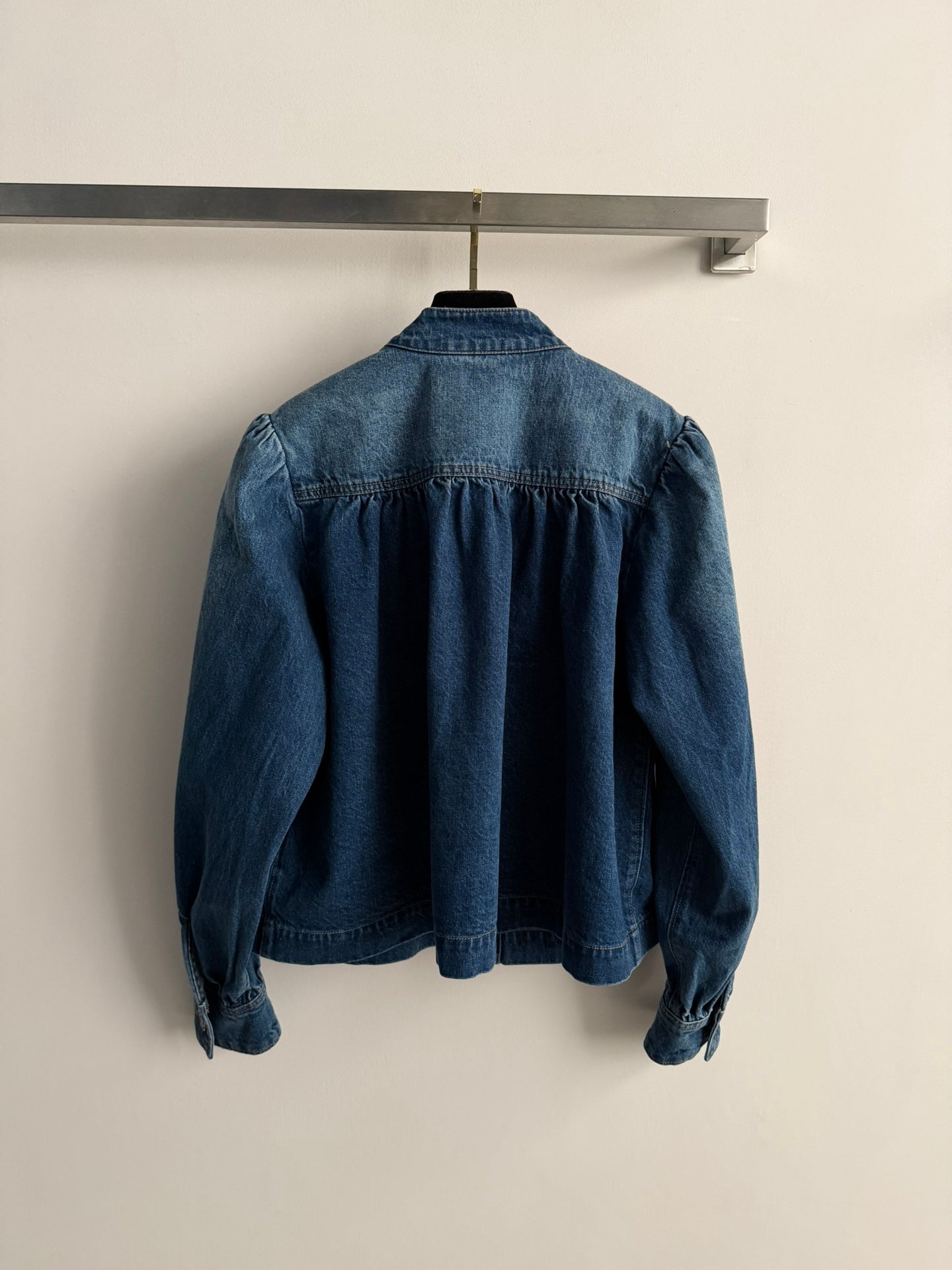 CHLOE JACKET PUFFED SLEEVES IN DENIM