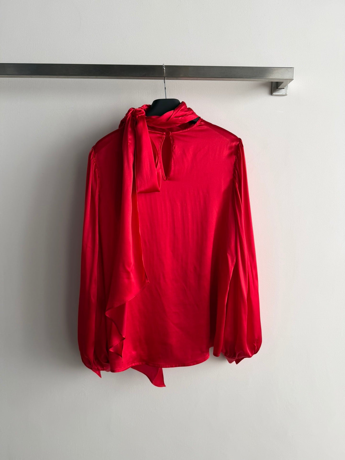 GUCCI 26S SATIN SILK SHIRT 199