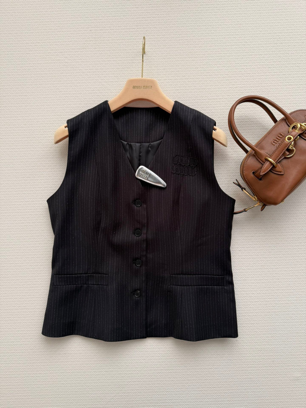 MIUMIU 26S SET VEST AND PLEATED SKIRT 867