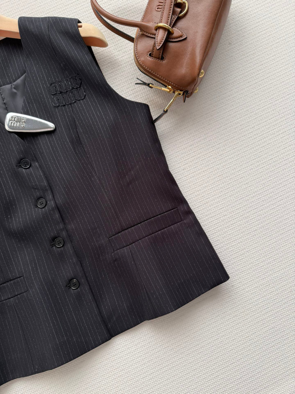 MIUMIU 26S SET VEST AND PLEATED SKIRT 867