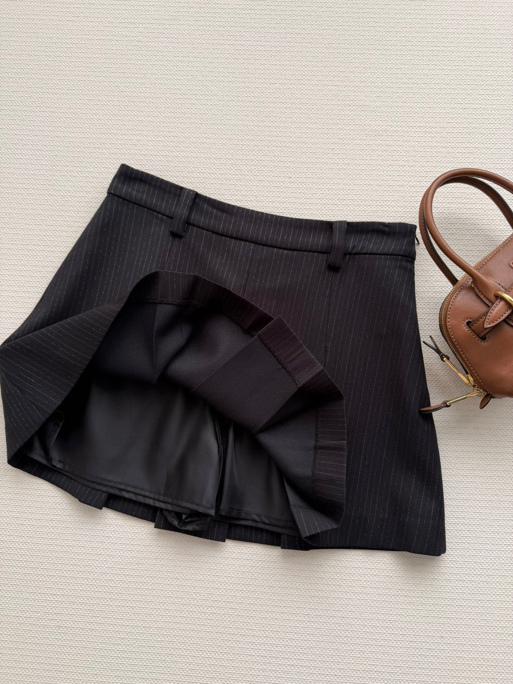 MIUMIU 26S SET VEST AND PLEATED SKIRT 867