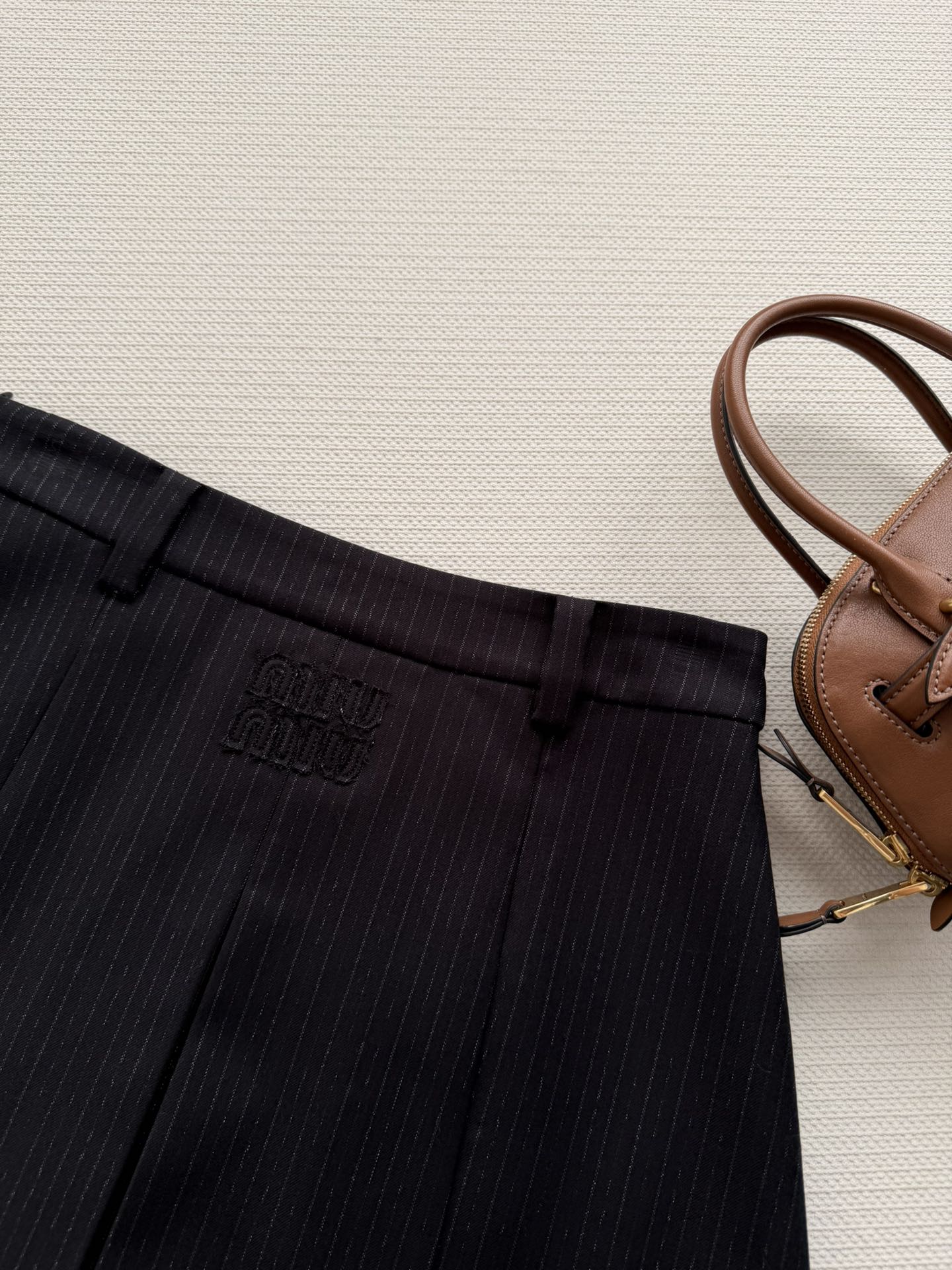 MIUMIU 26S SET VEST AND PLEATED SKIRT 867