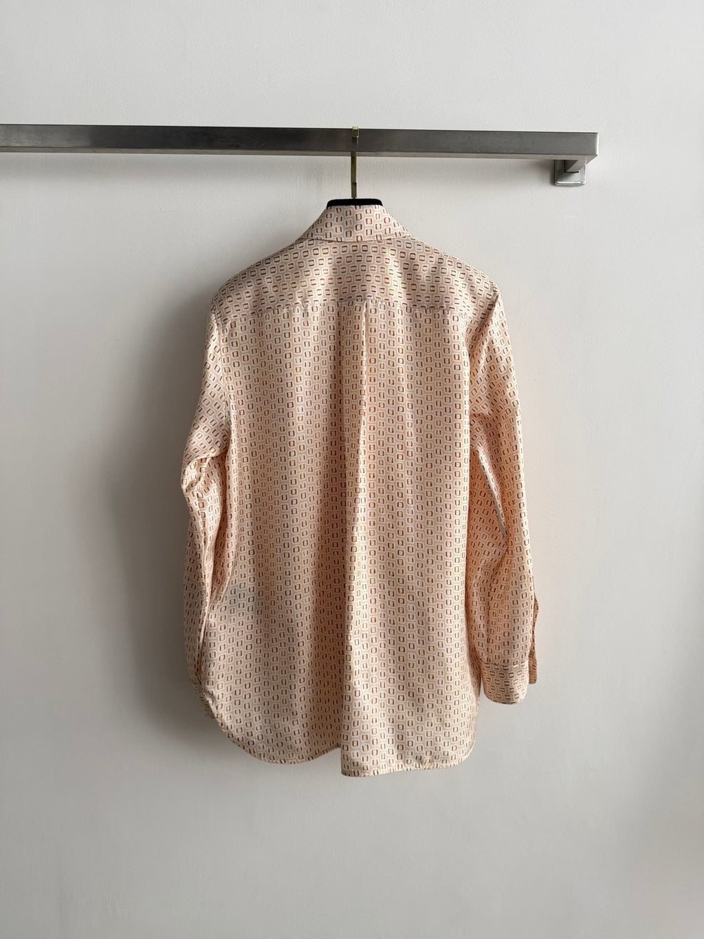 LORO PIANA 26S LONG SLEEVE SILK SHIRT 821
