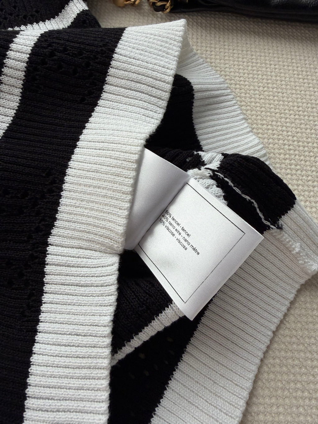 CHANEL 26S SHORT-SLEEVE SWEATER STYLE 1039