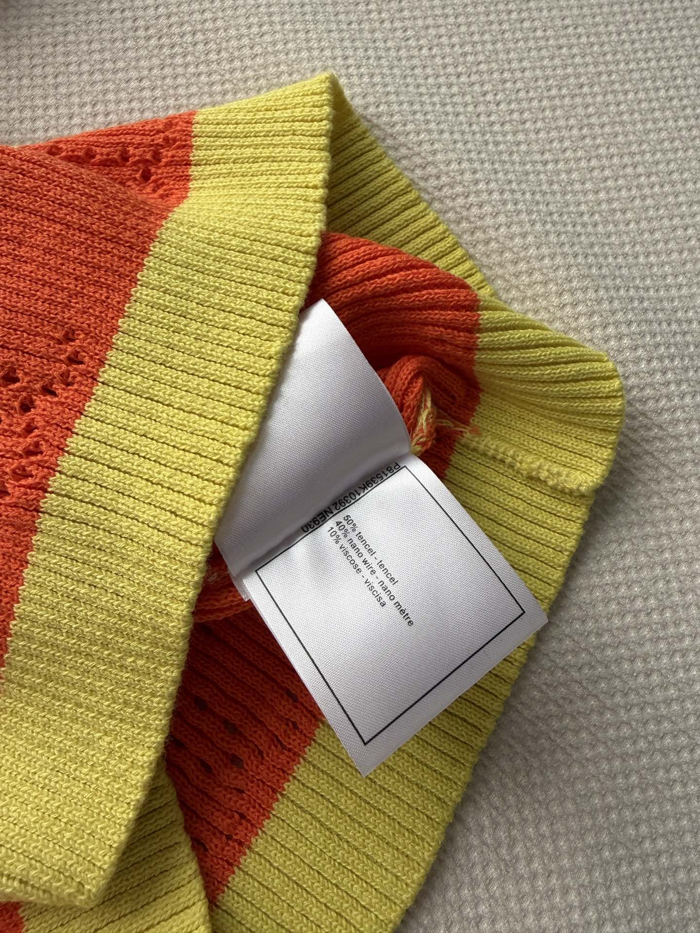 CHANEL 26S SHORT-SLEEVE SWEATER STYLE 1038