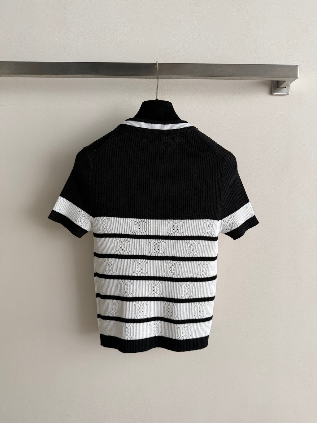 CHANEL 26S SHORT-SLEEVE SWEATER STYLE 1037