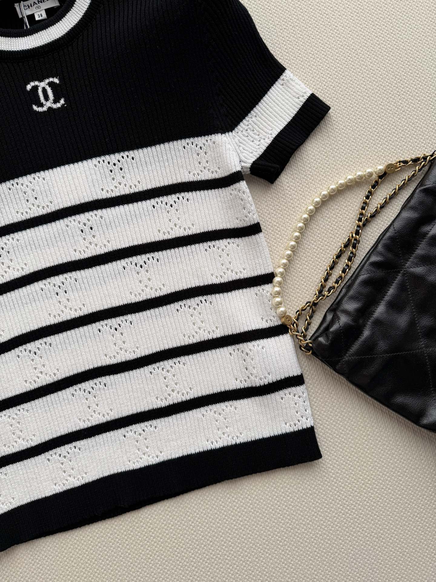 CHANEL 26S SHORT-SLEEVE SWEATER STYLE 1037