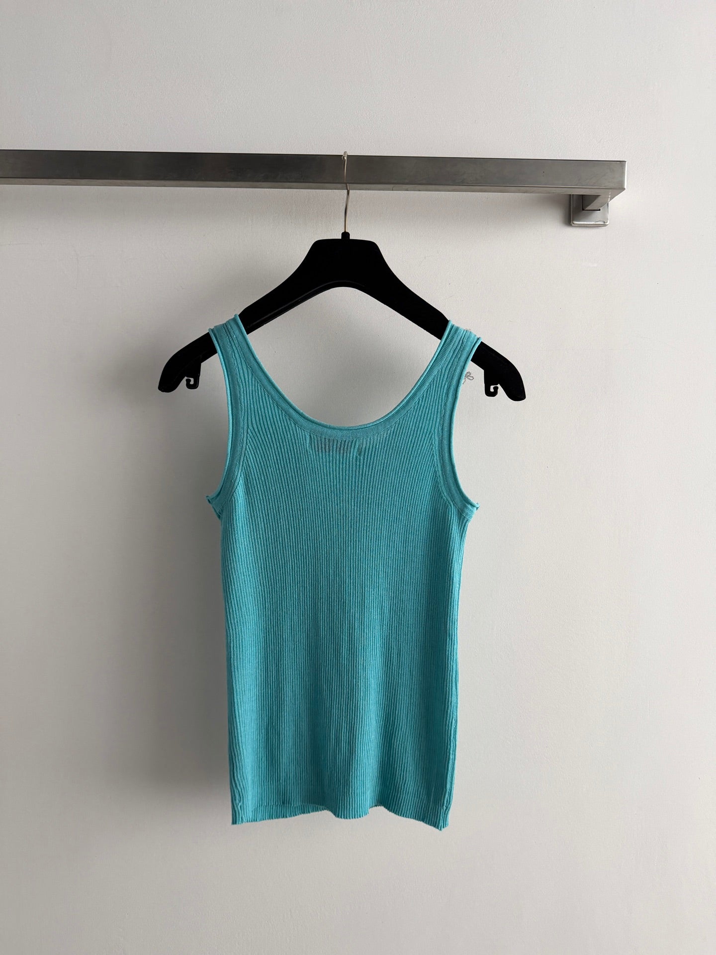 CHANEL 26S KNIT SLEEVELESS TOP STYLE 1187