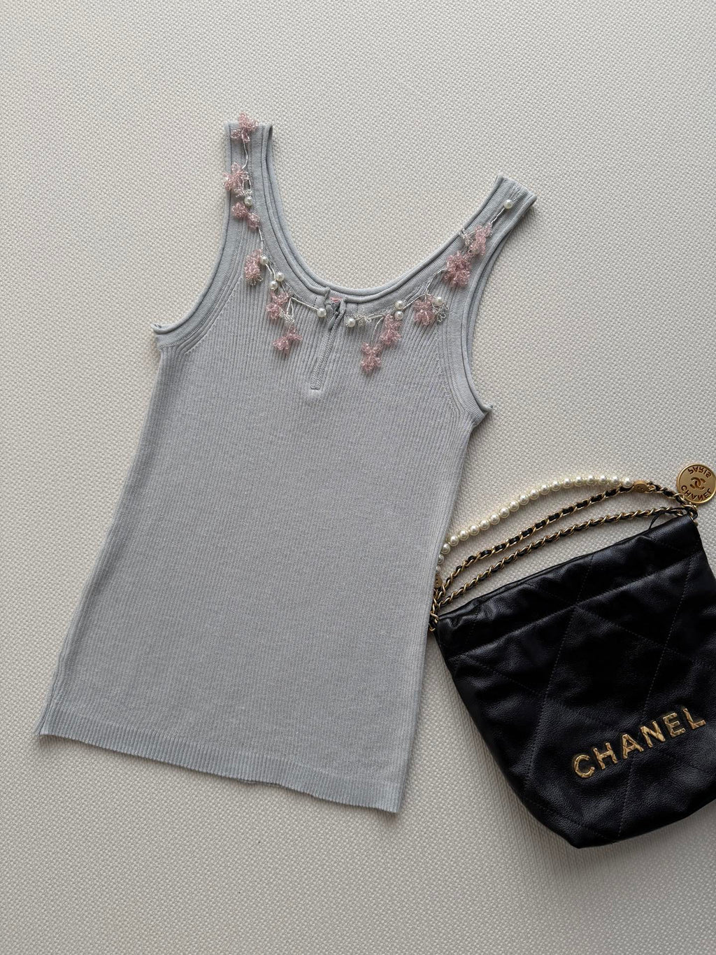 CHANEL 26S KNIT SLEEVELESS TOP STYLE 1185