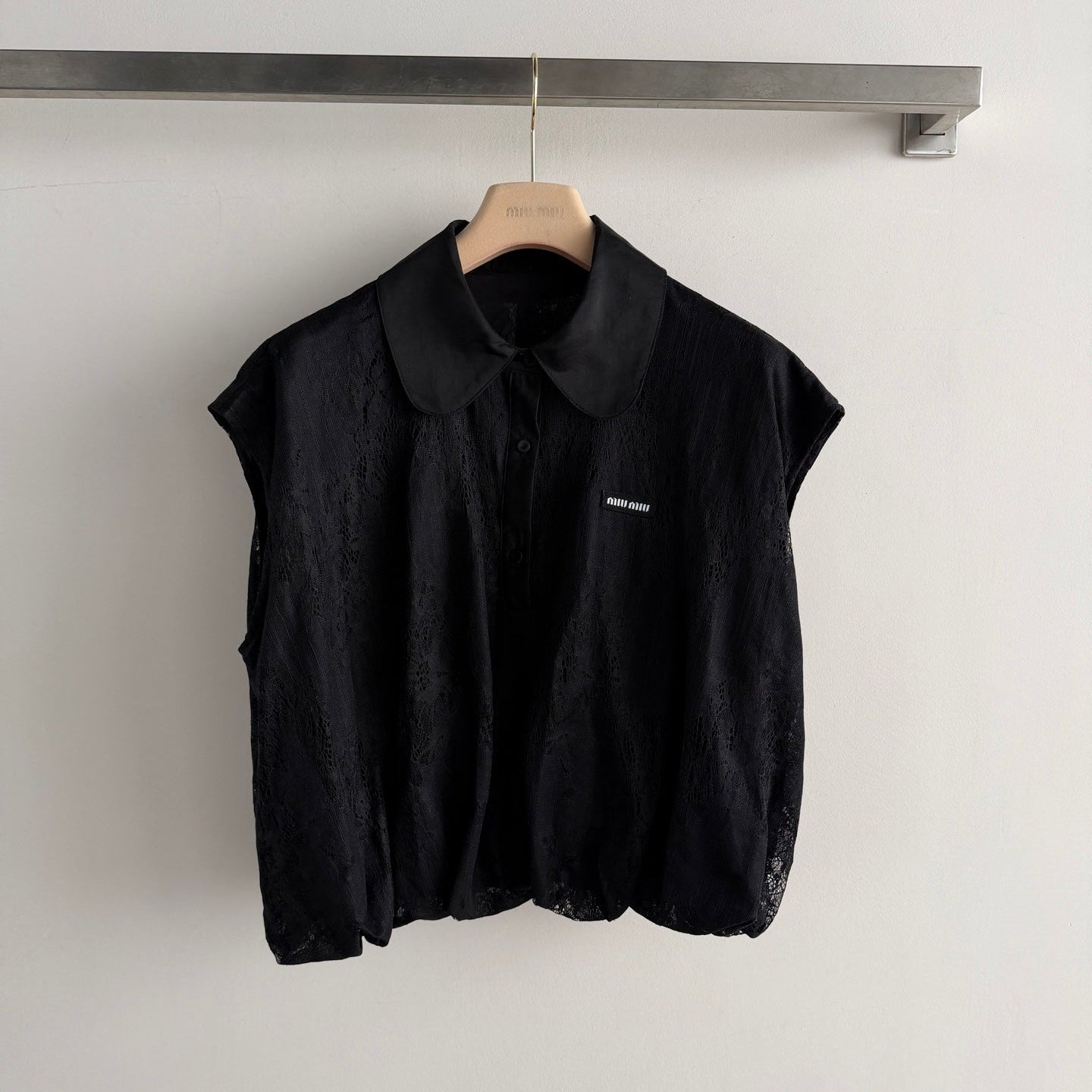 MIUMIU 26S SLEEVELESS POLO TOP 1227