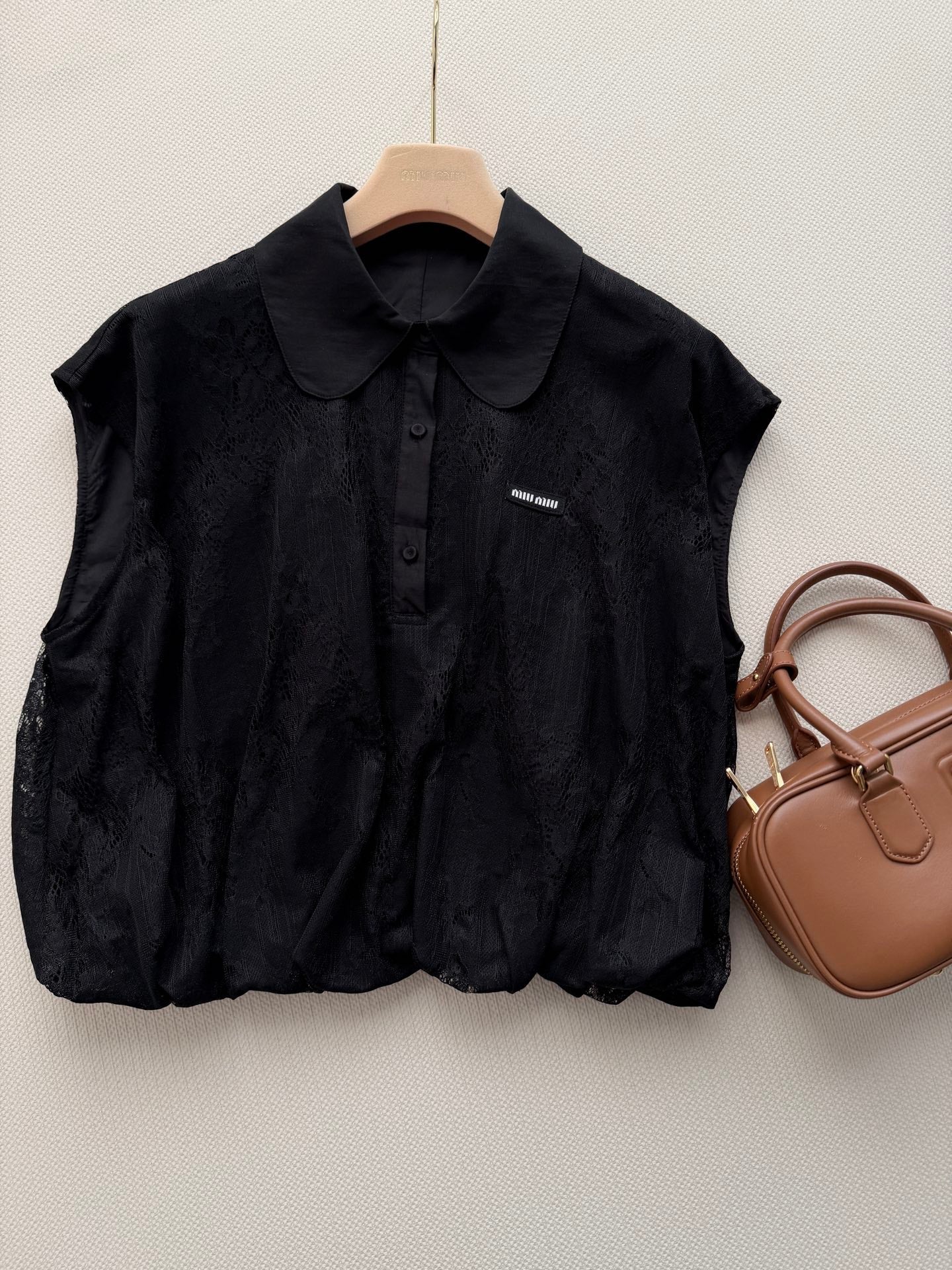 MIUMIU 26S SLEEVELESS POLO TOP 1227
