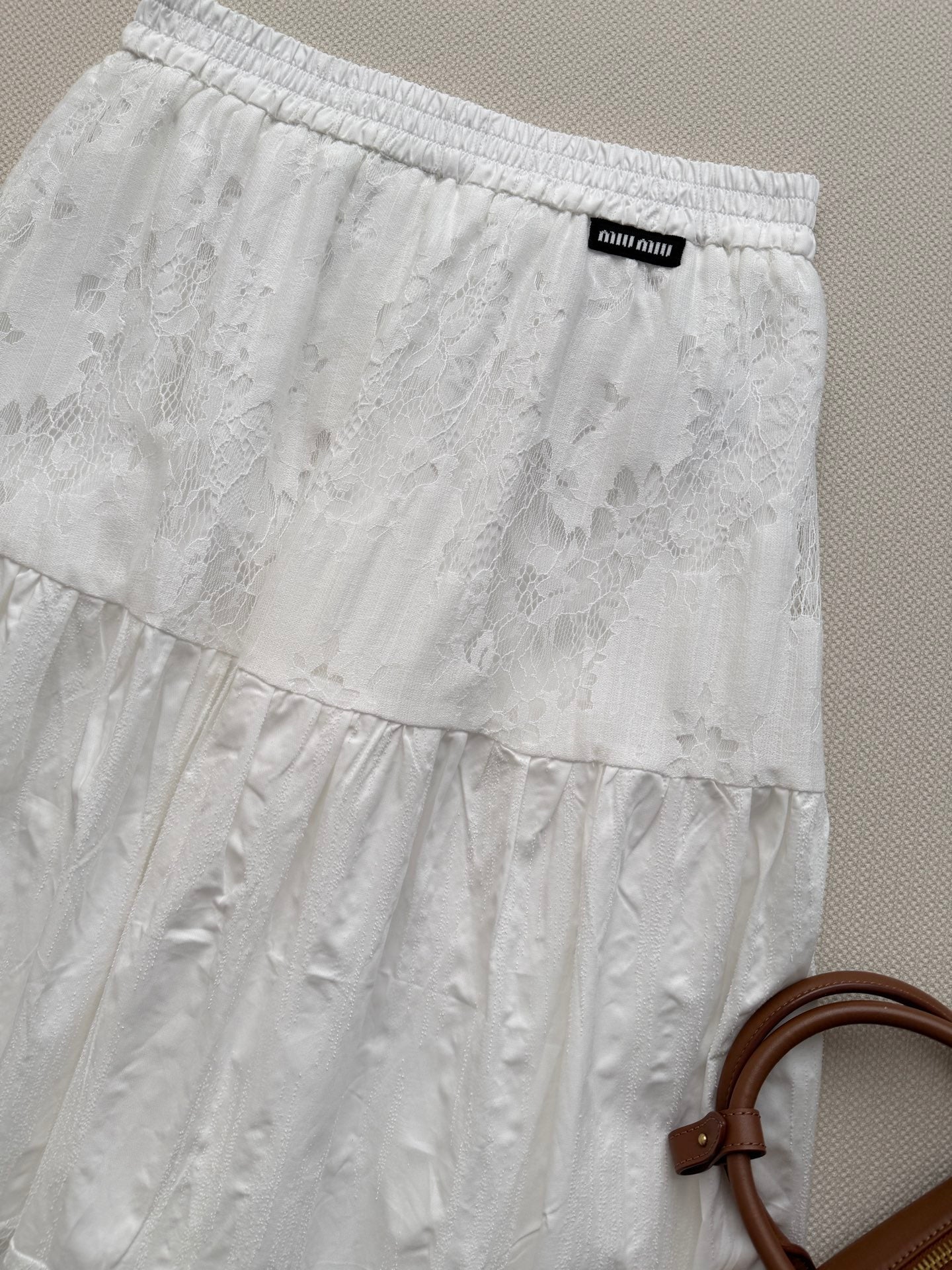 MIUMIU 26S LACE TRIM MIDI SKIRT 1225