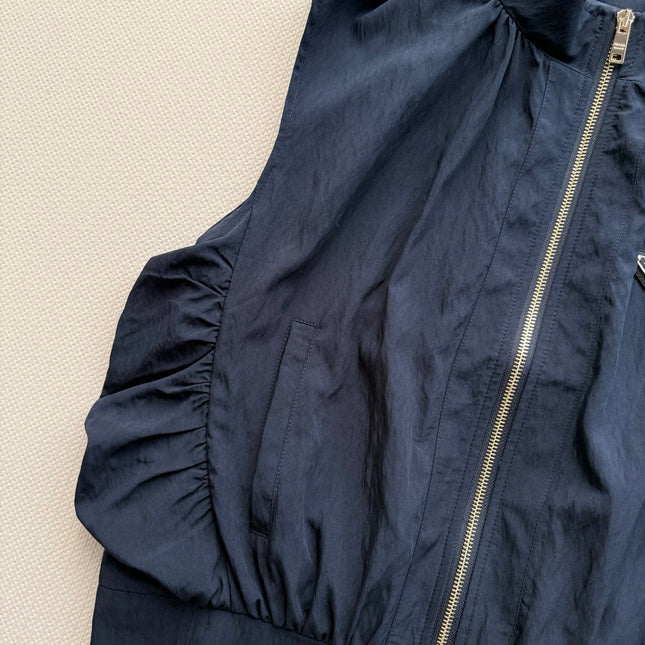 PRADA 26S SLEEVELESS ZIP-UP VEST 1094