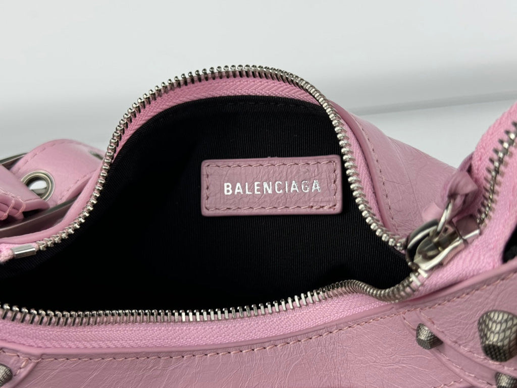 LE CAGOLE SMALL SHOULDER BAG 26 WITH RHINESTONES IN CREPE PINK LAMBSKIN