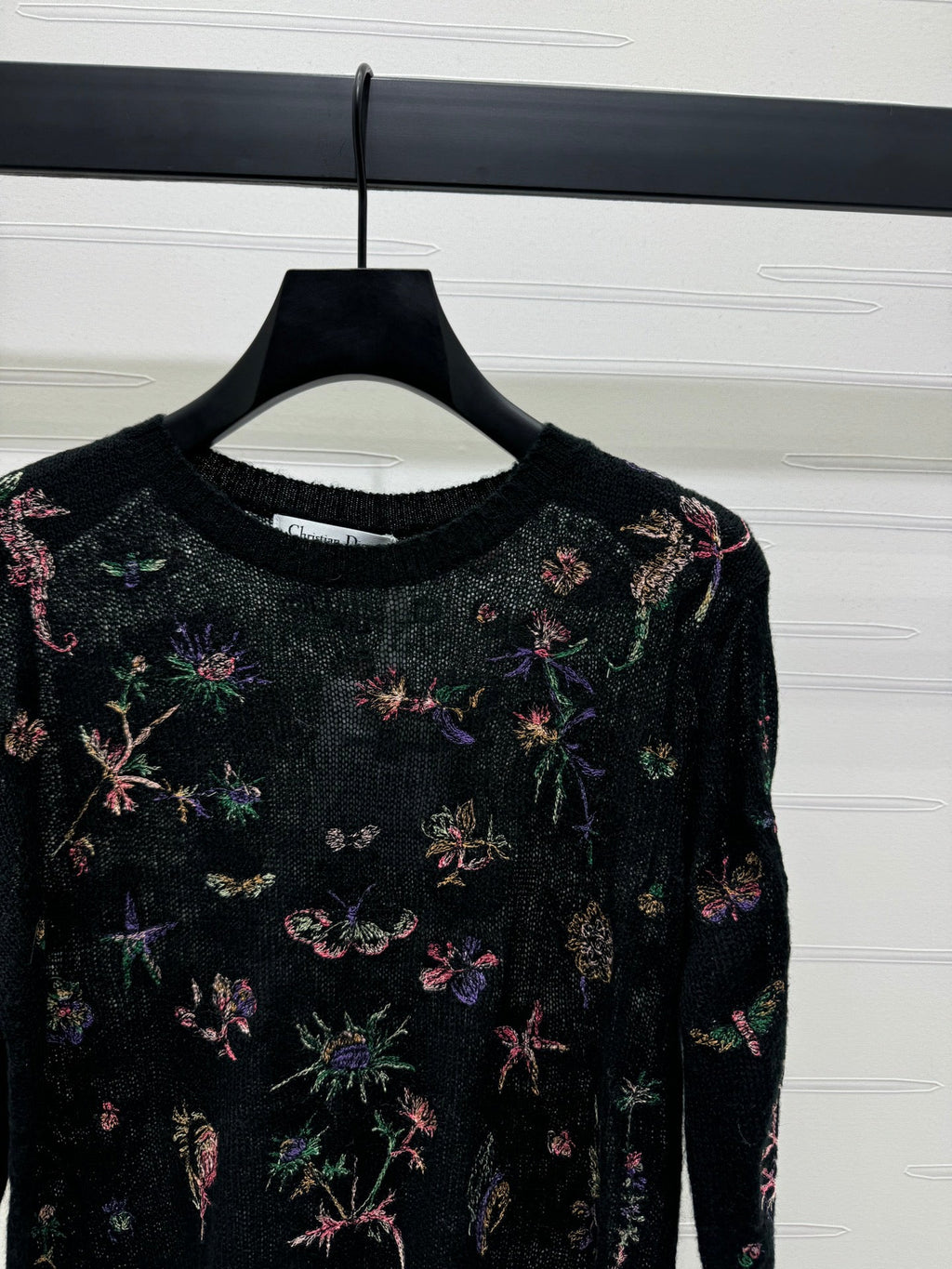 DIOR FLORAL EMBROIDERED KNITTED LONG-SLEEVE TOP 276695