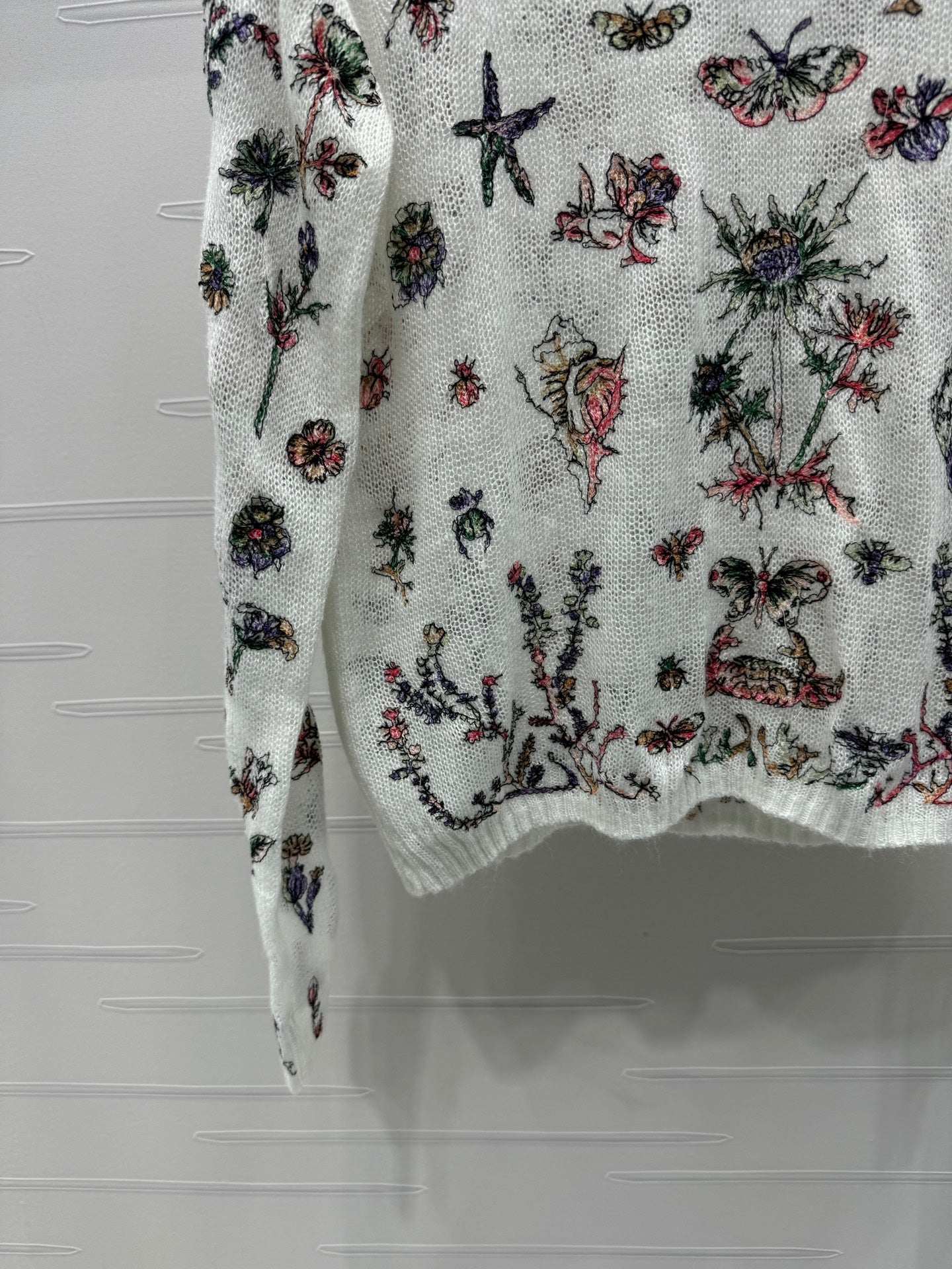 DIOR FLORAL EMBROIDERED KNITTED LONG-SLEEVE TOP 276696