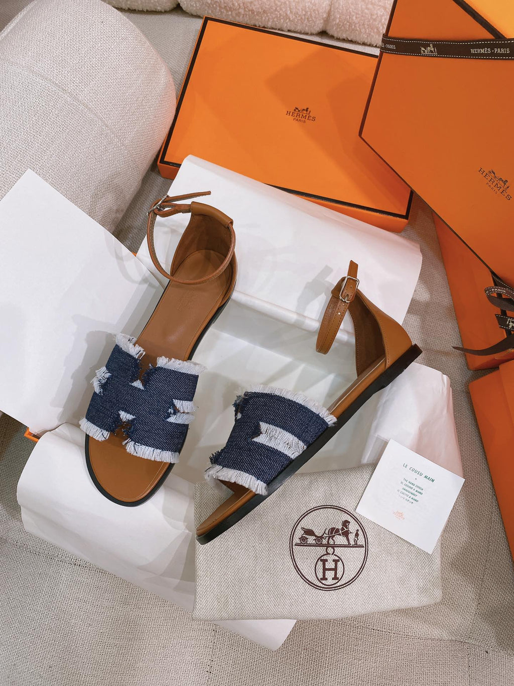 HM 26S SANTORINI SANDAL IN NAVY BLUE CALFSKIN AND FABRIC