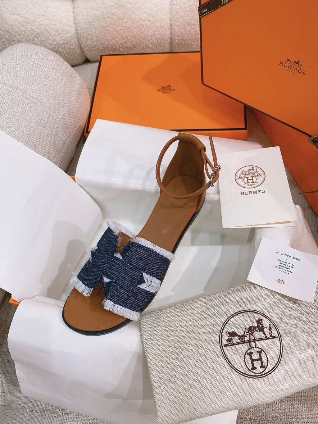 HM 26S SANTORINI SANDAL IN NAVY BLUE CALFSKIN AND FABRIC