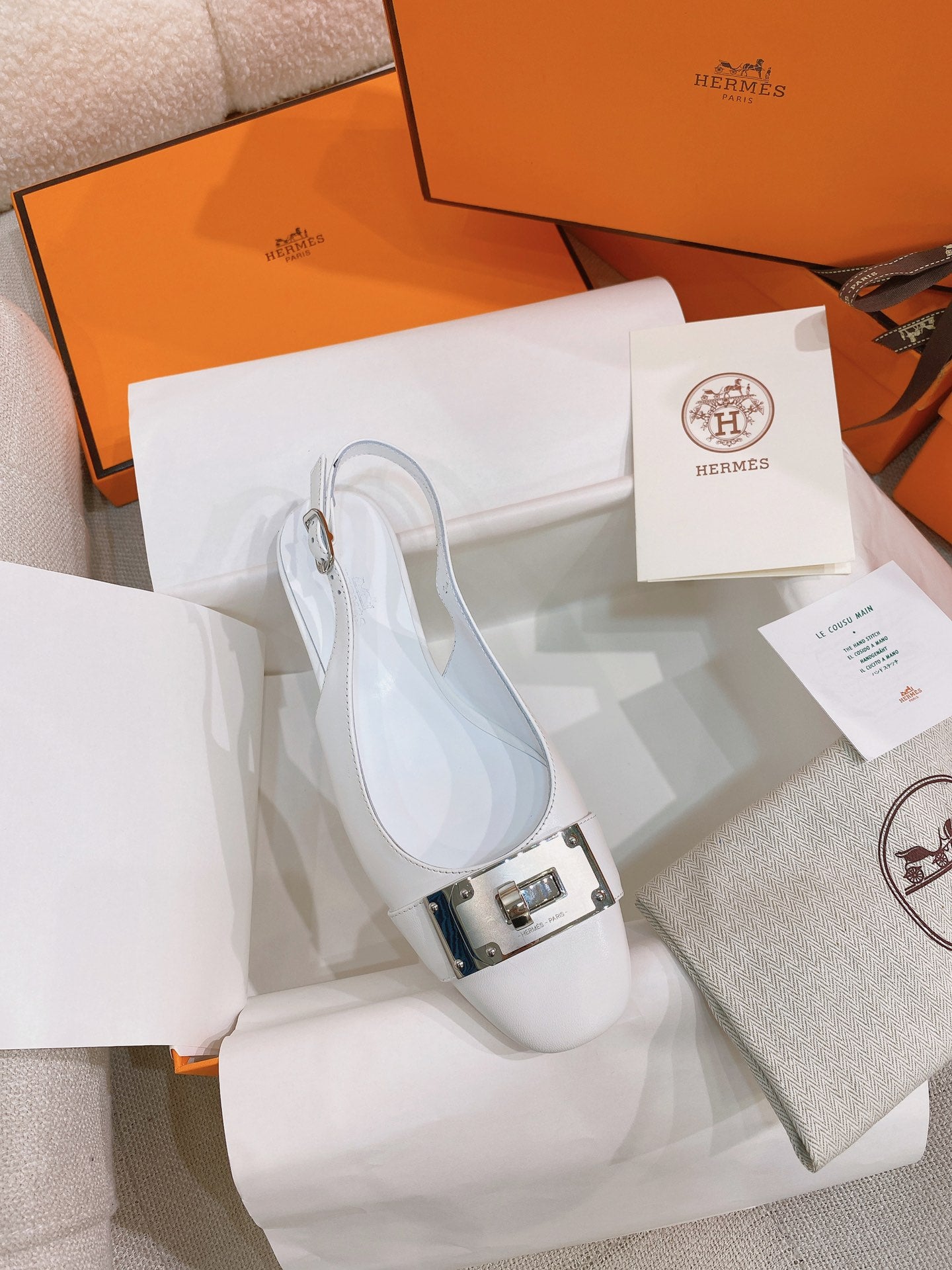 HM 26S INNOCENTE SLINGBACK IN WHITE CALFSKIN SILVER HARDWARE